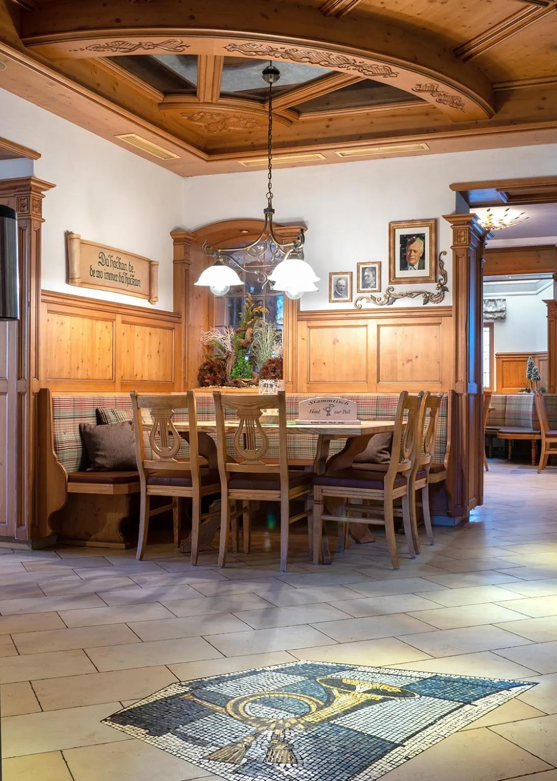 Restaurant/places to eat in Hotel zur Post