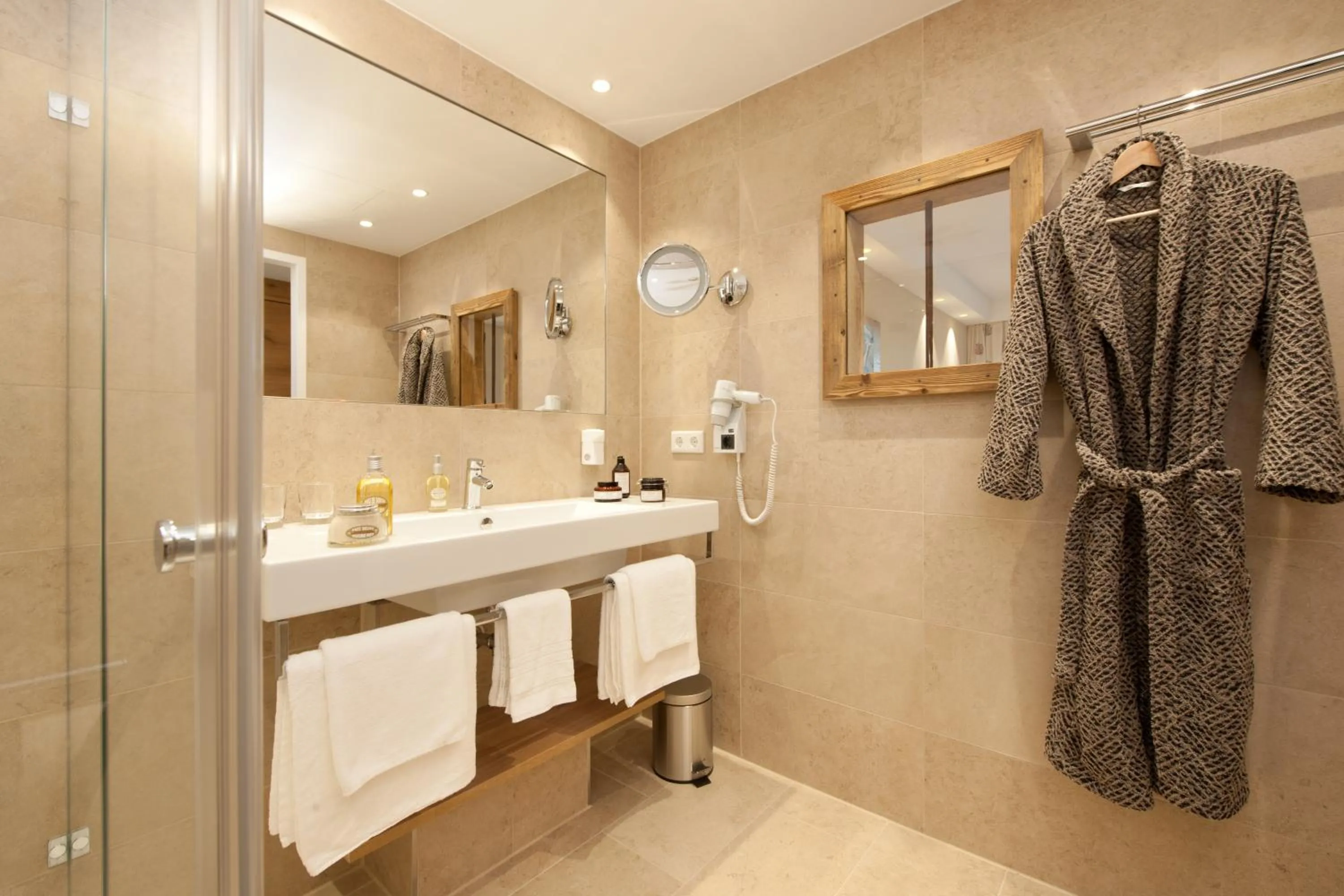 Bathroom in Hotel zur Post