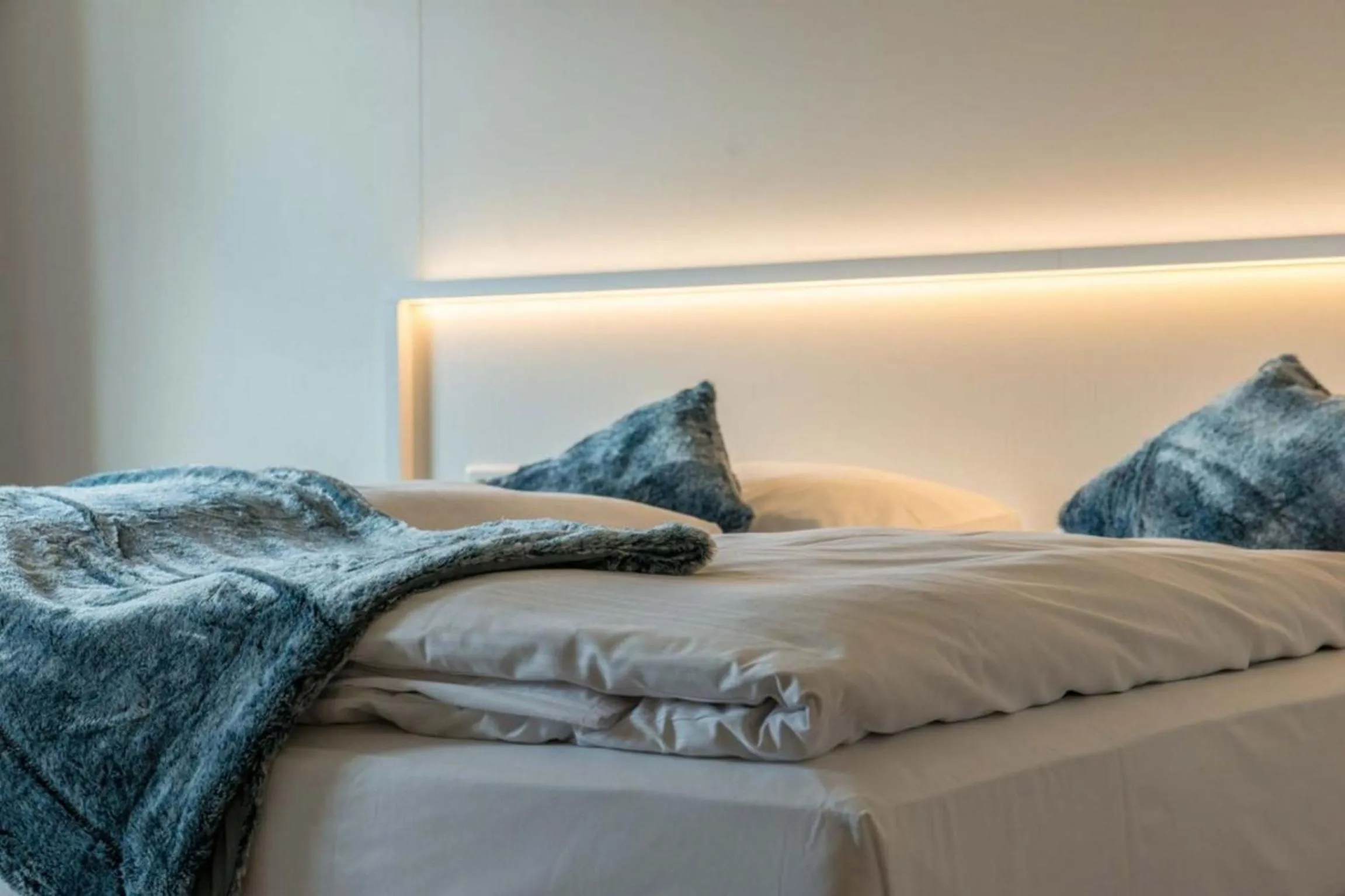 Photo of the whole room, Bed in Hotel Gasthof Heckl