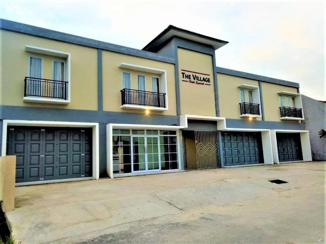 Hotel The Village Syariah