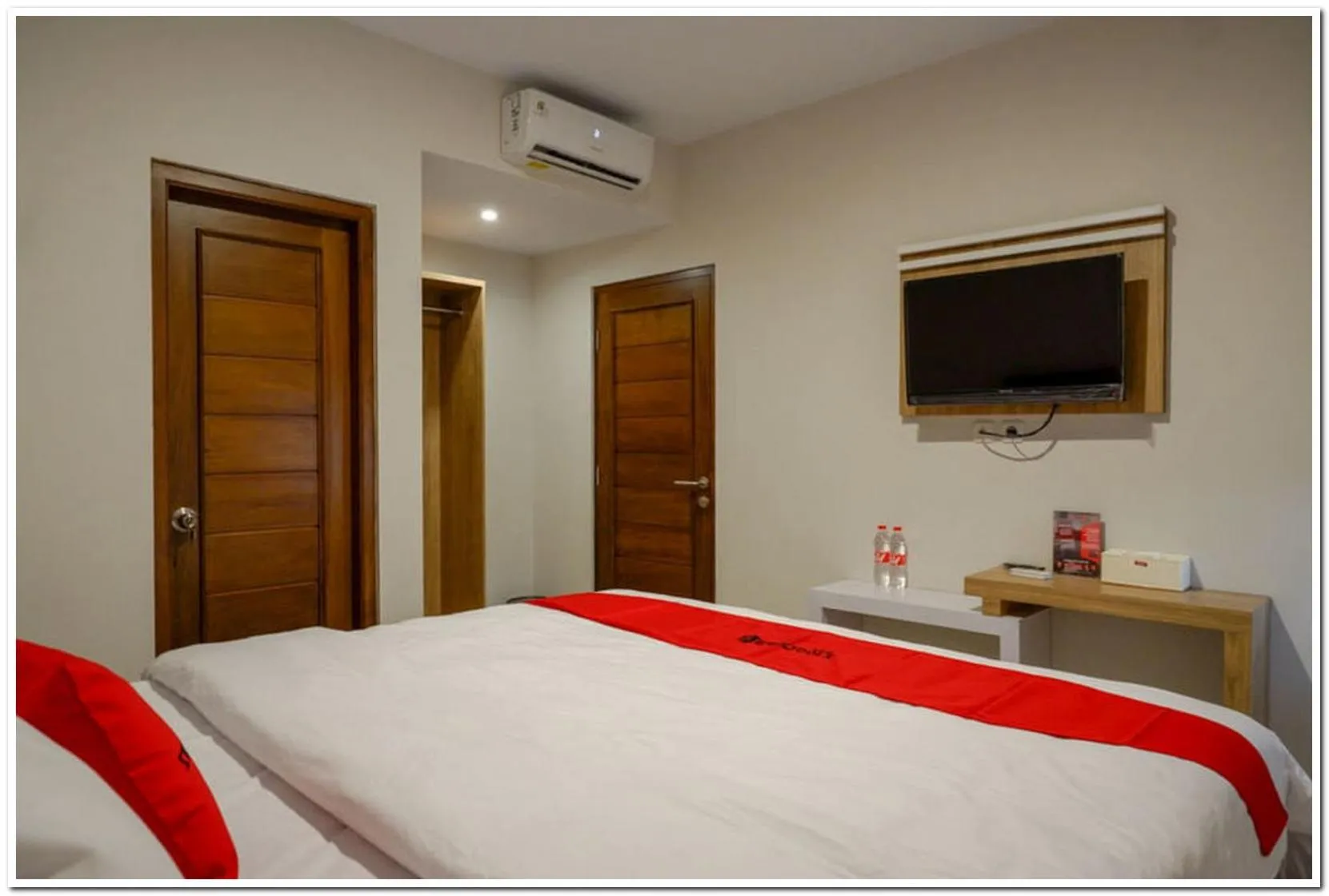 Bedroom, Bed in RedDoorz near Sleman City Hall 2