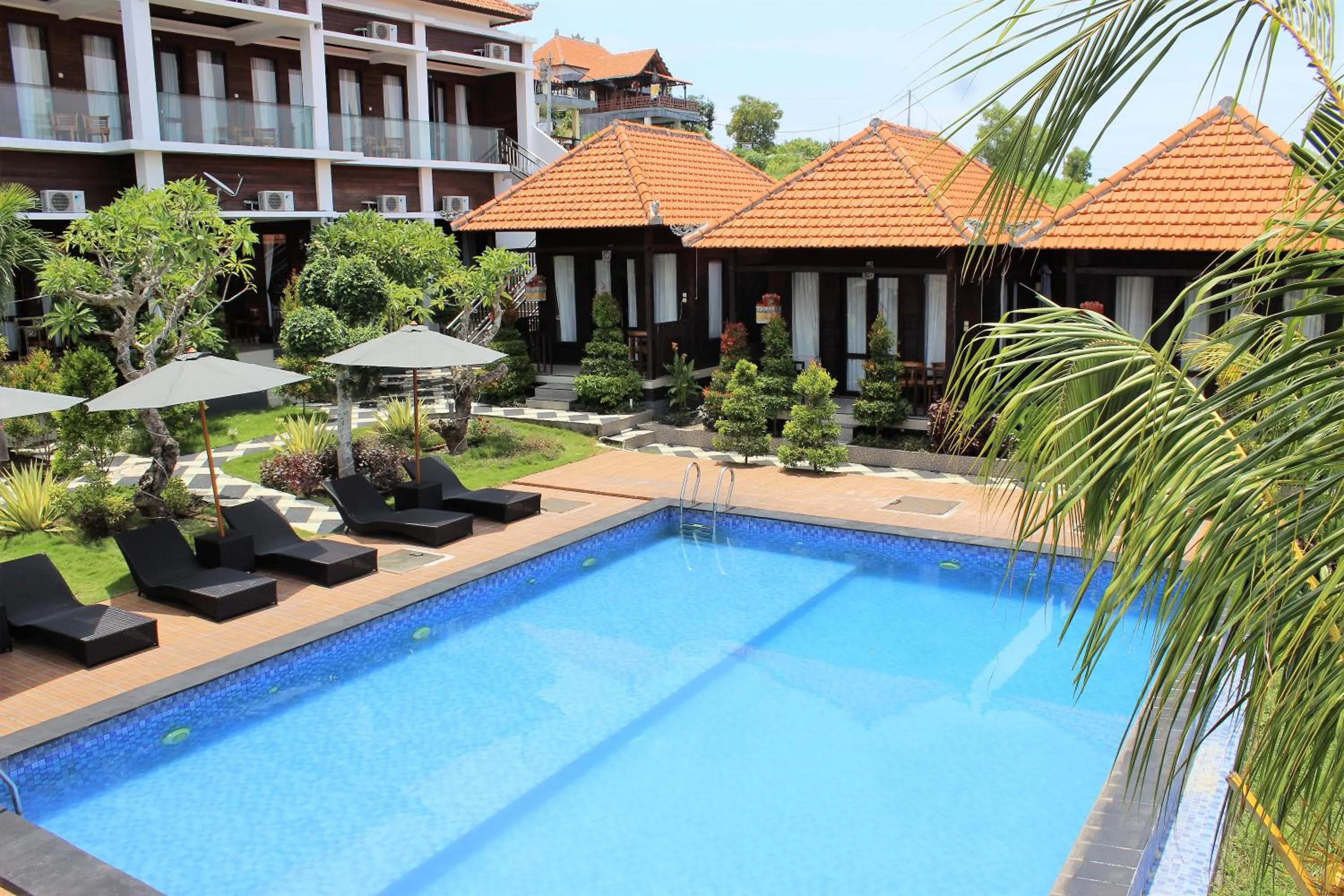 Property building in Nusa Sedayu Hotel By Ocean View