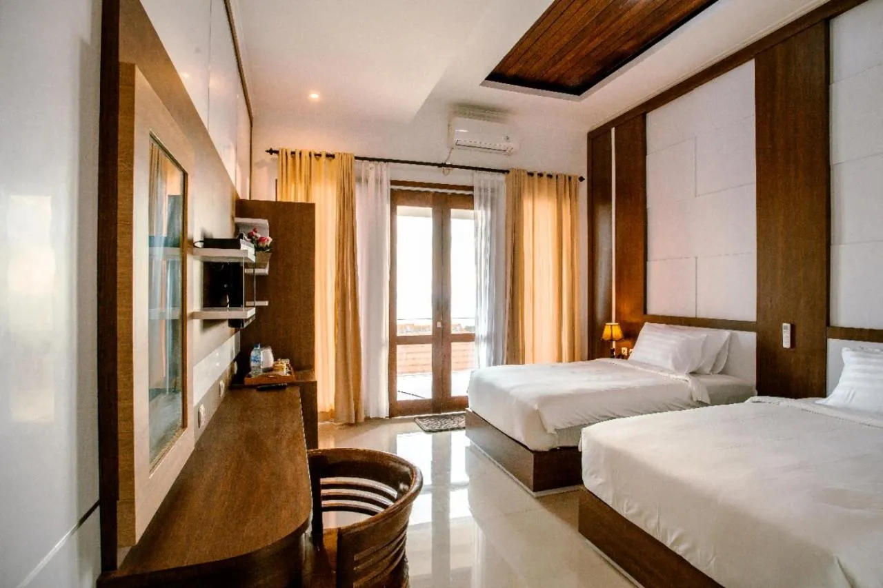 Deluxe Twin Room in Nusa Sedayu Hotel By Ocean View