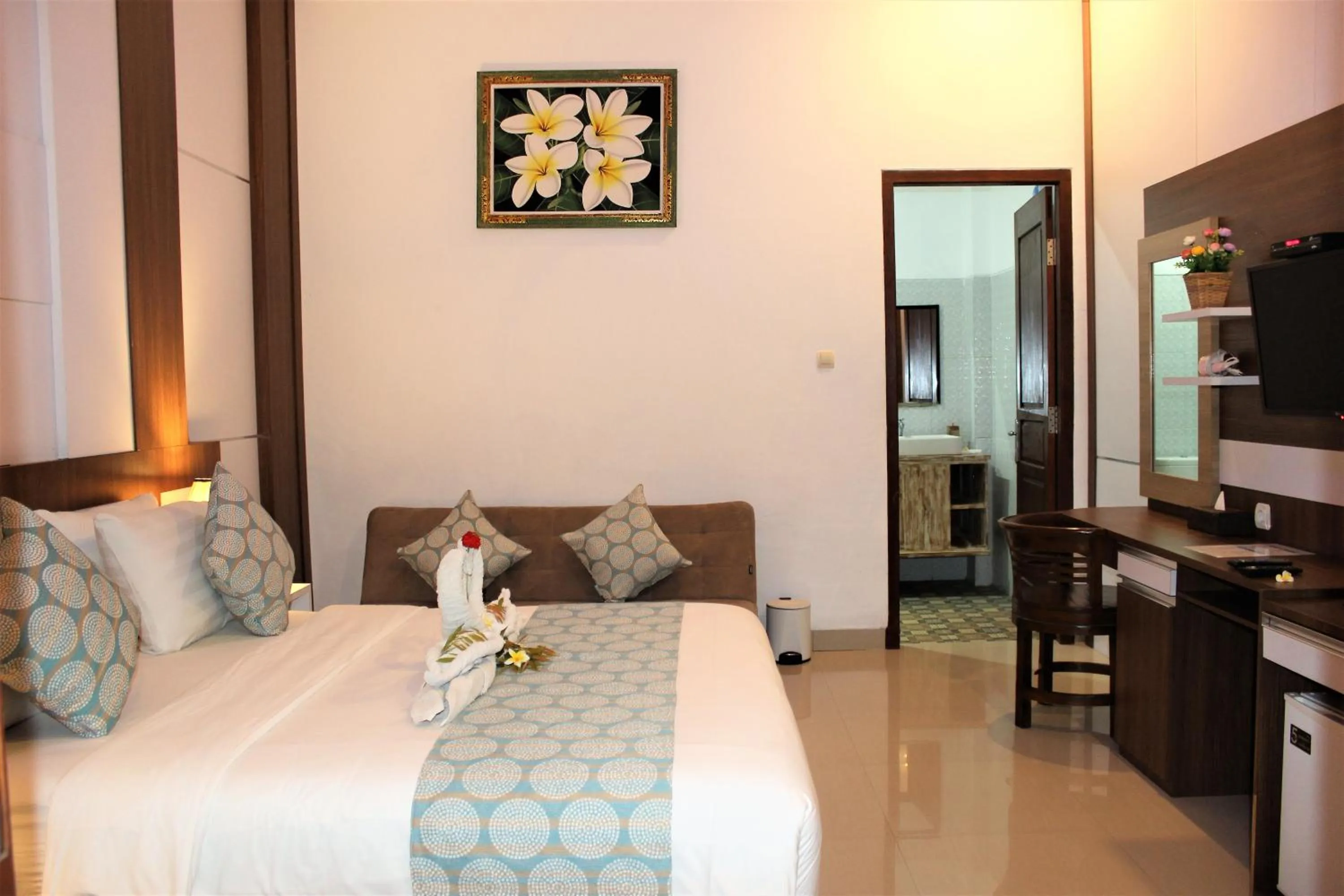 Bed in Nusa Sedayu Hotel By Ocean View