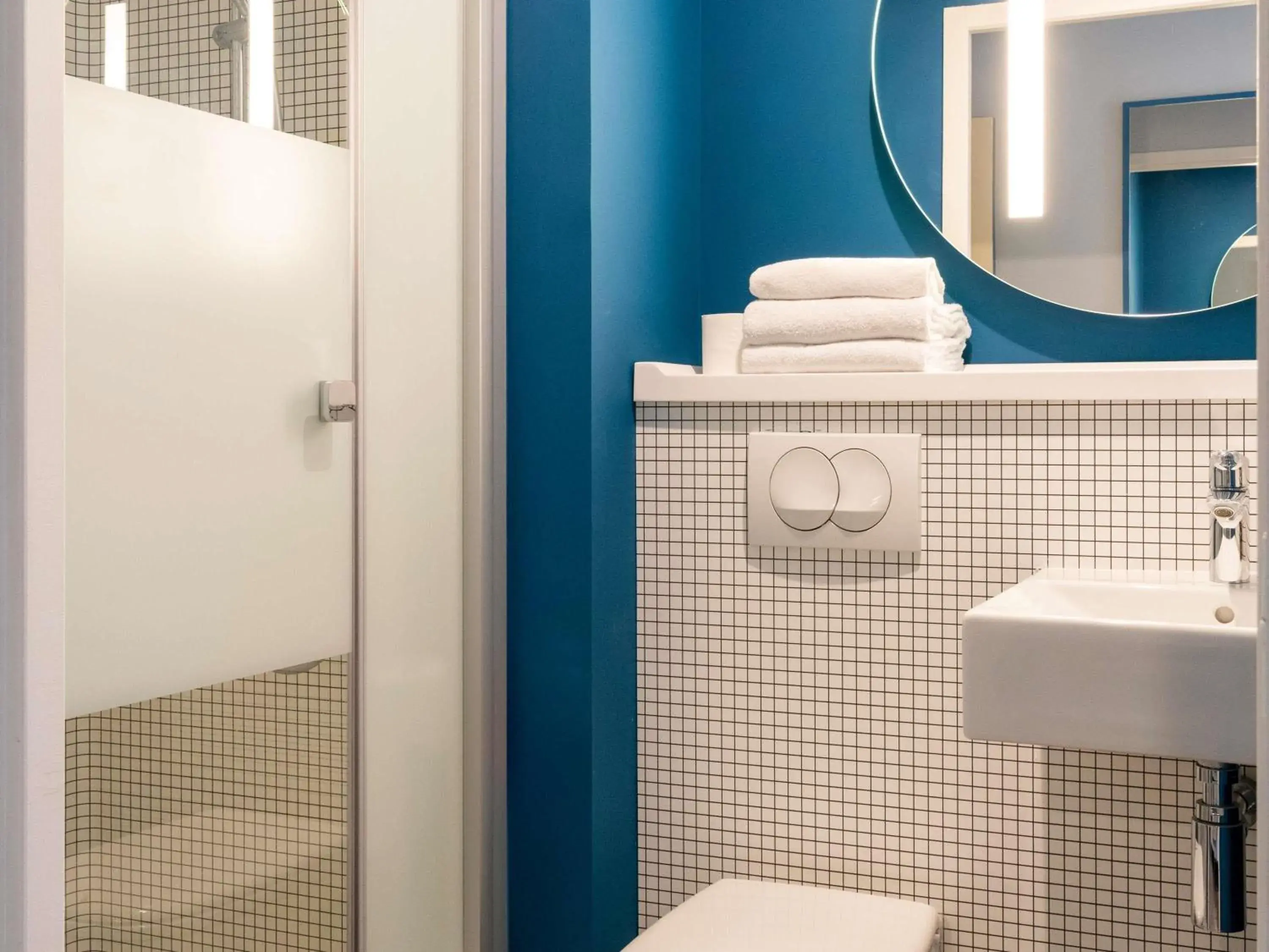 Double Room in Hotel Ibis Budget Fecamp Double Room in Hotel Ibis Budget Fecamp