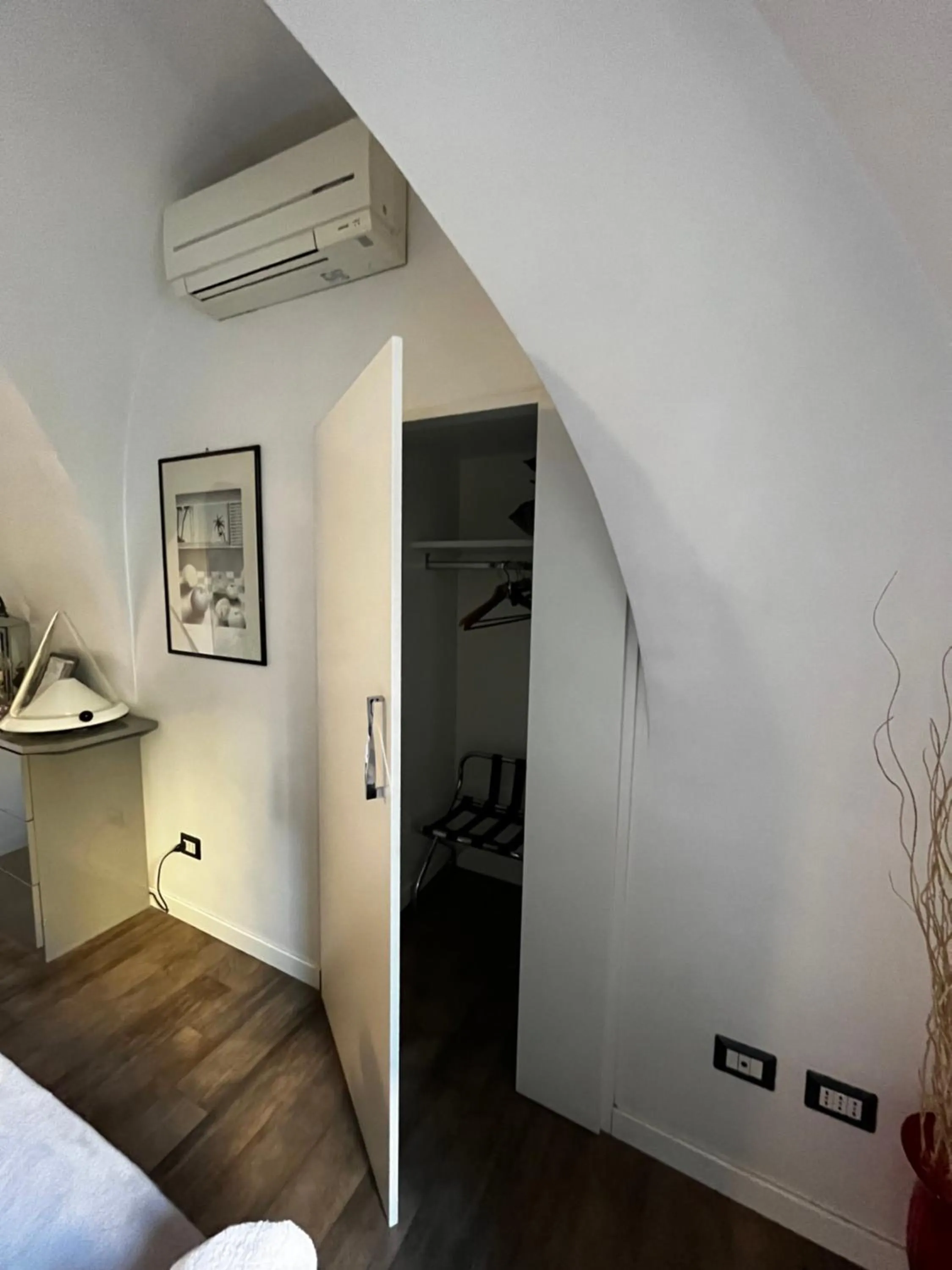 Bedroom in Casa Giorgia luxury apartment