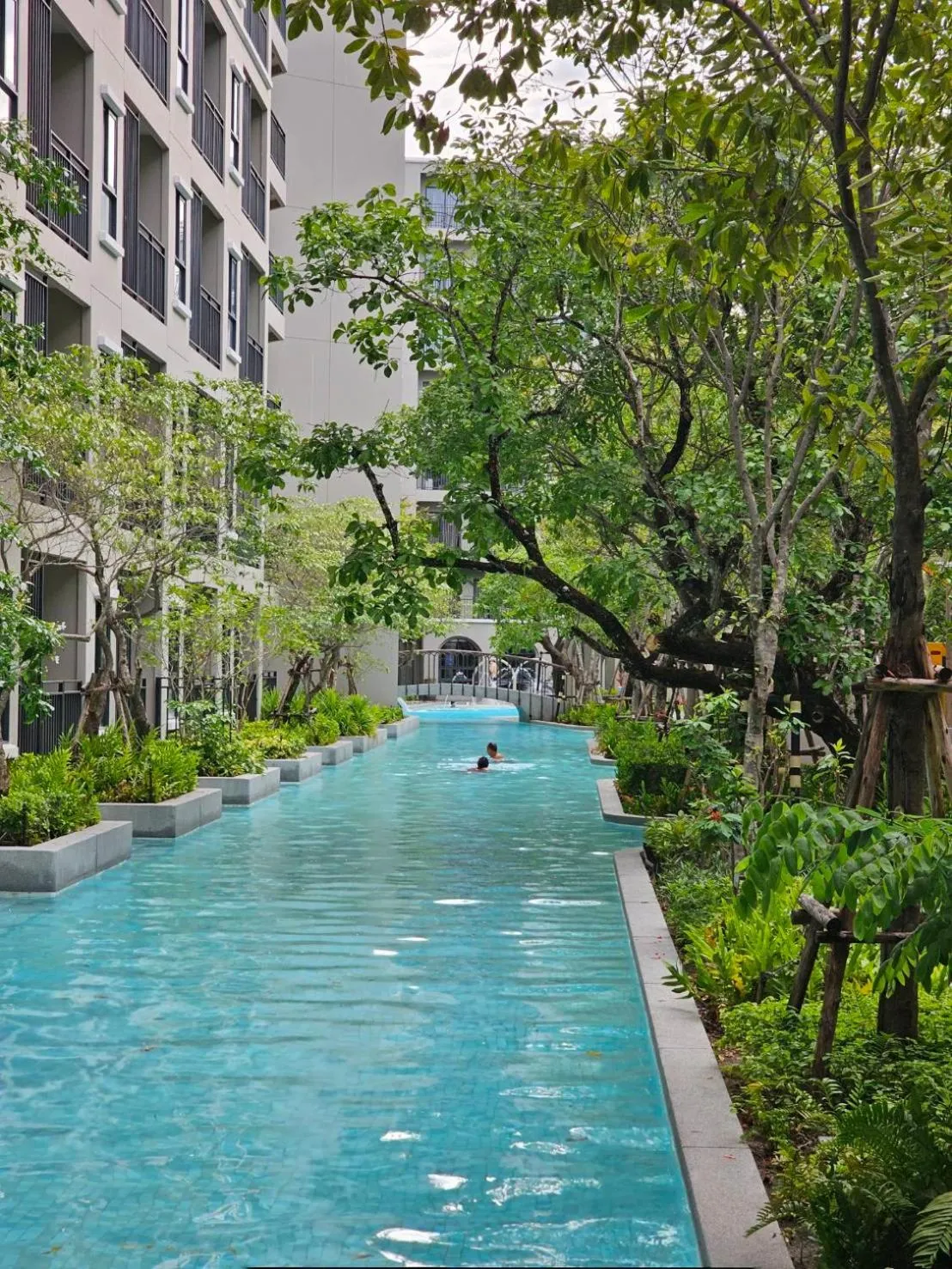 Day in La Casita Huahin by Ying