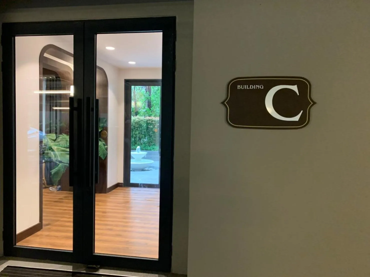 Property building in La Casita Huahin by Ying