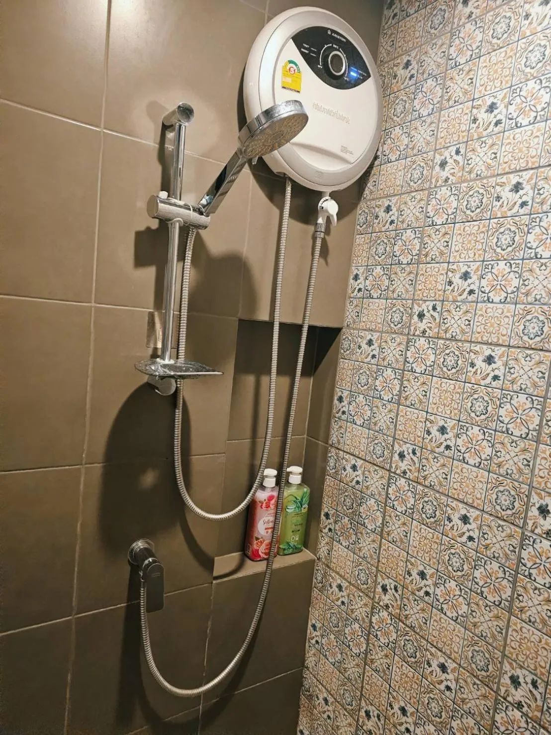 Shower in La Casita Huahin by Ying