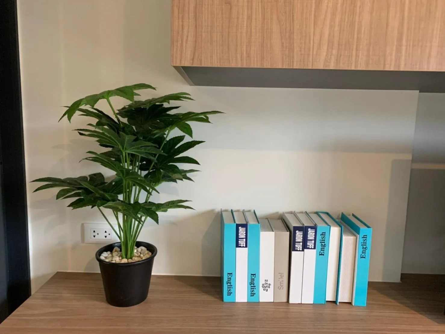 Living room in La Casita Huahin by Ying