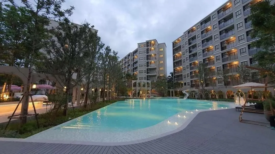 Property building in La Casita Huahin by Ying