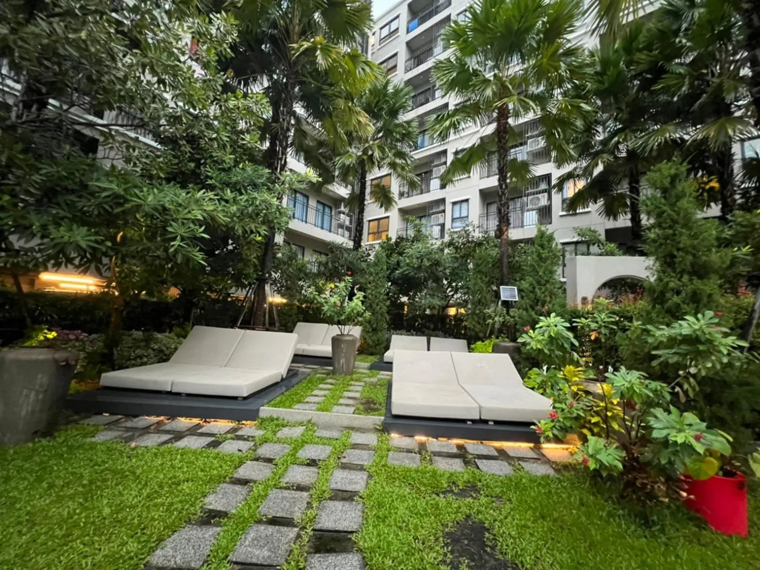 Property building in La Casita Huahin by Ying