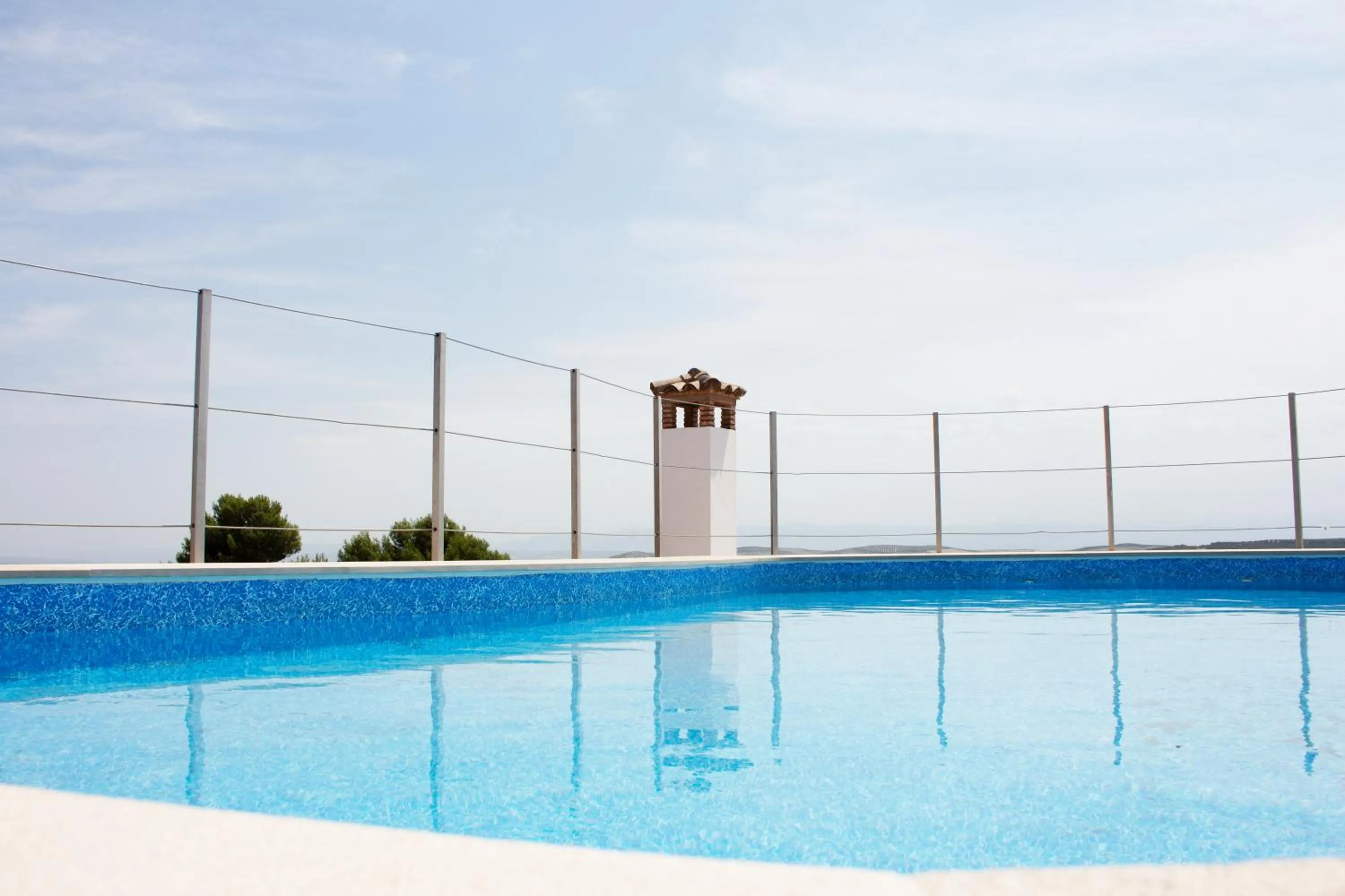 Swimming pool in Hotel Rural Molino del Albaicín