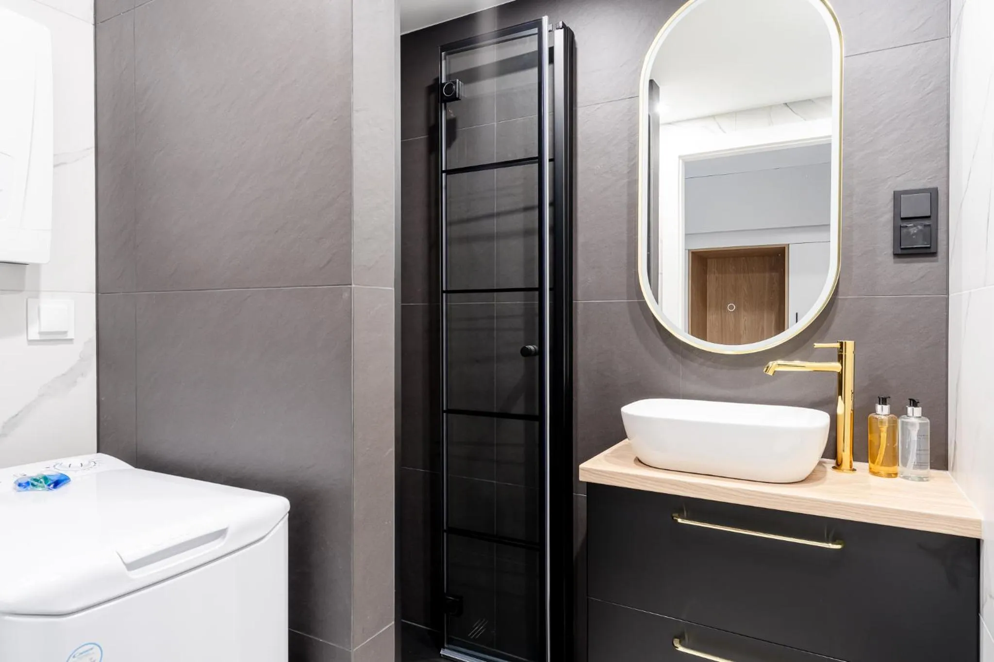 Bathroom in RentPlanet - Apartamenty Zarembowicza