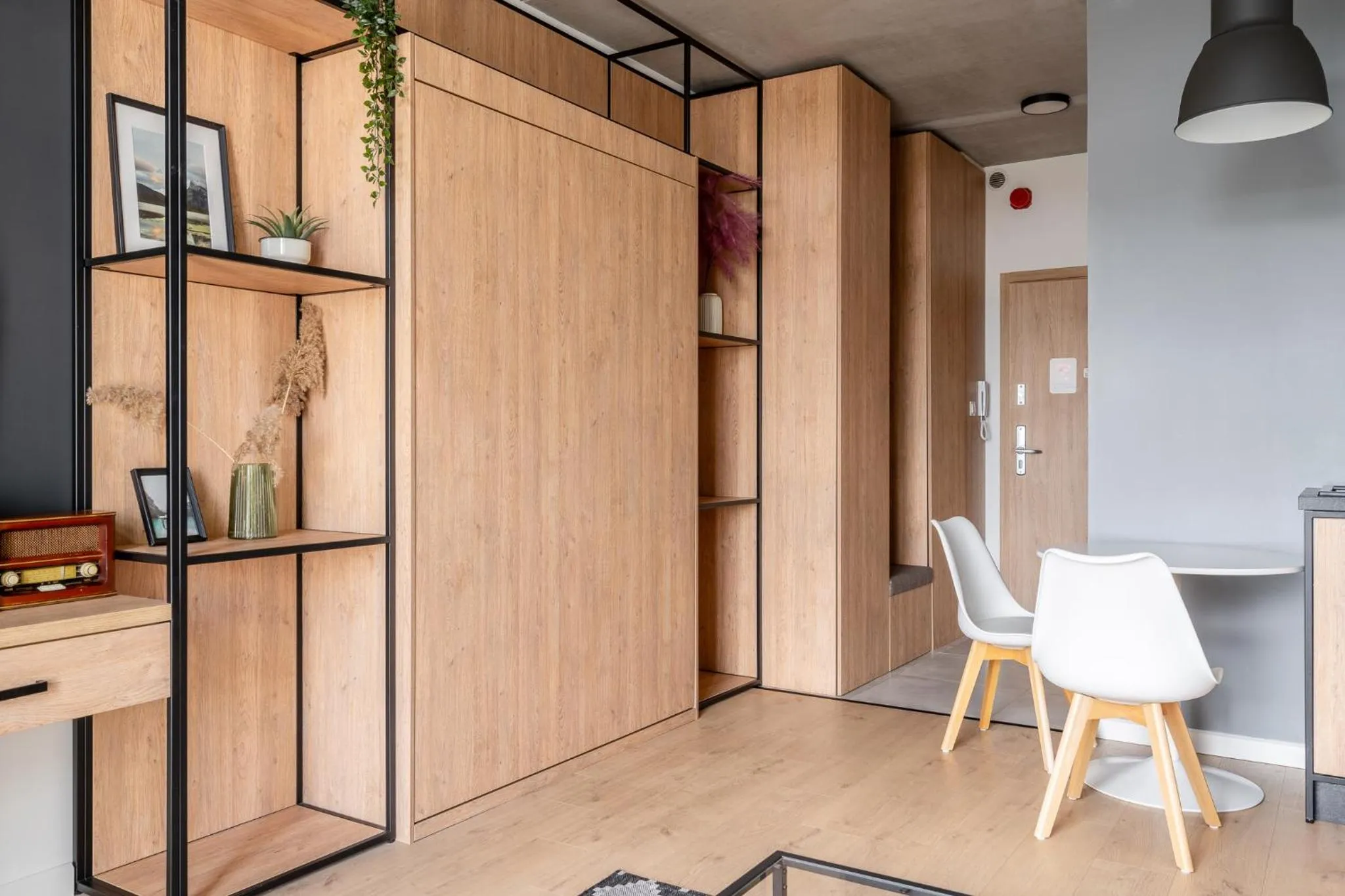 wardrobe in RentPlanet - Apartamenty Zarembowicza