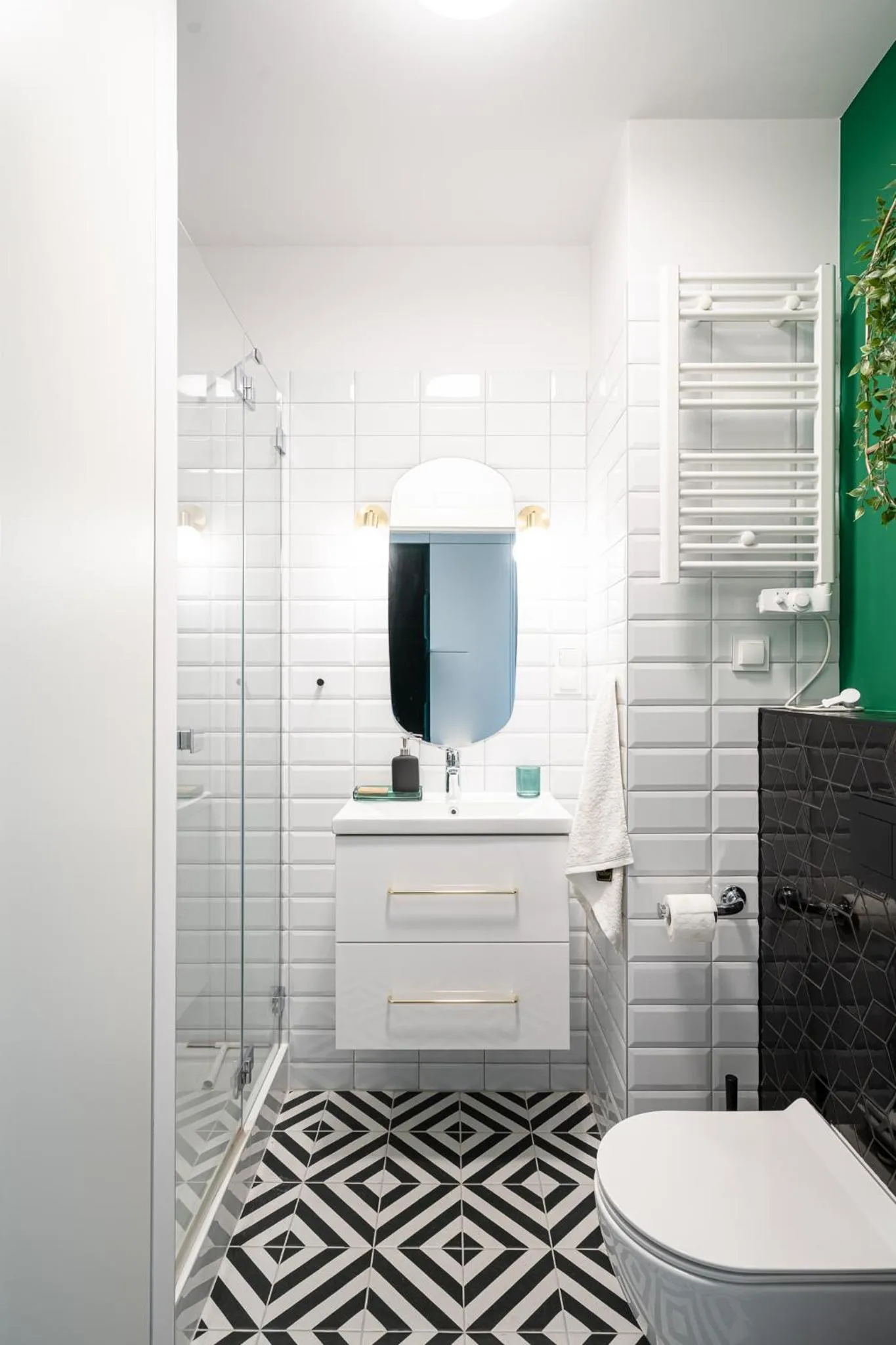 Bathroom in RentPlanet - Apartamenty Zarembowicza