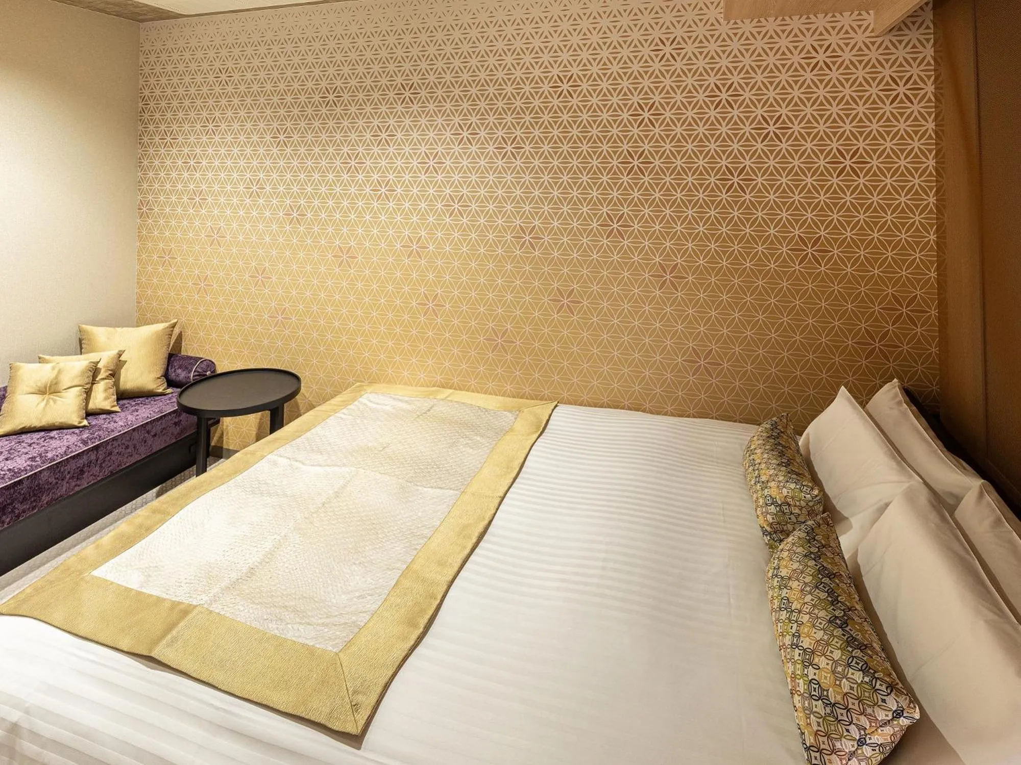 Bed in Hotel Musse Kyoto Shijo Kawaramachi Meitetsu