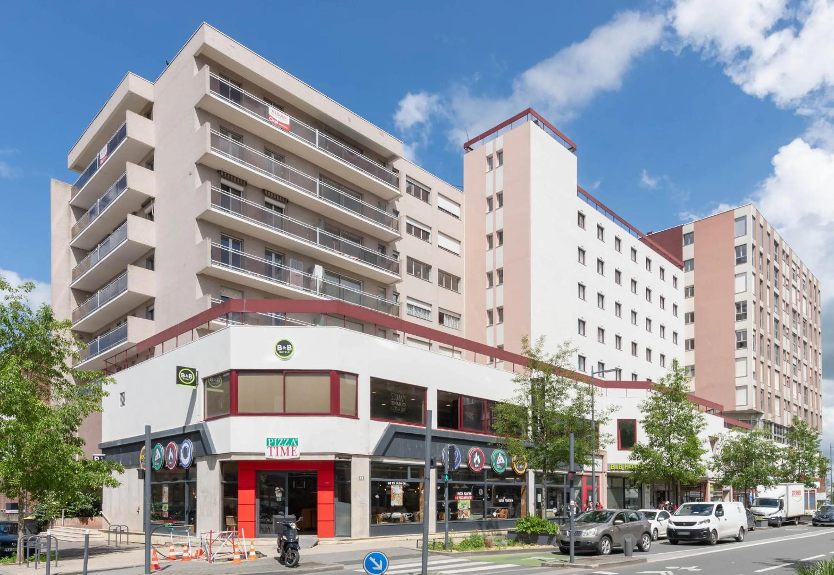Property building in B&B HOTEL Amiens Centre Cathédrale