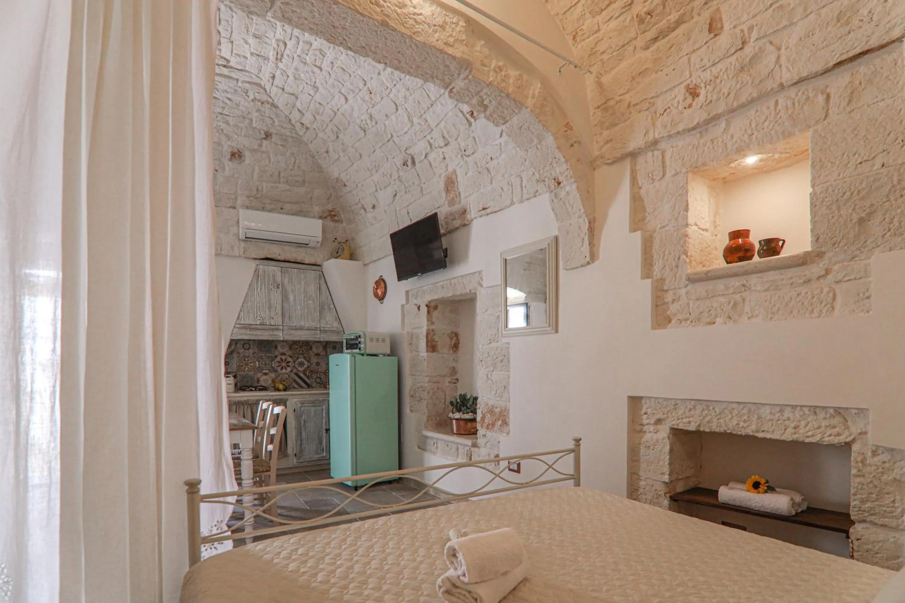 Bed in Domus Petra 104