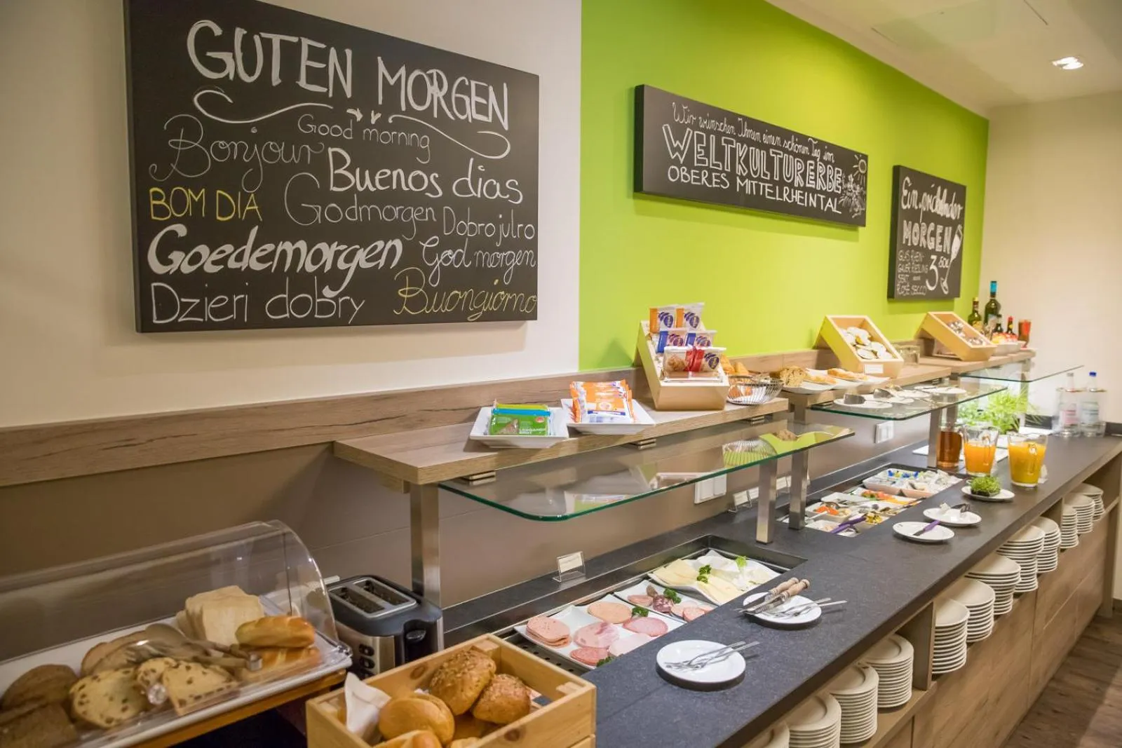 Restaurant/places to eat in Hotel Trapp