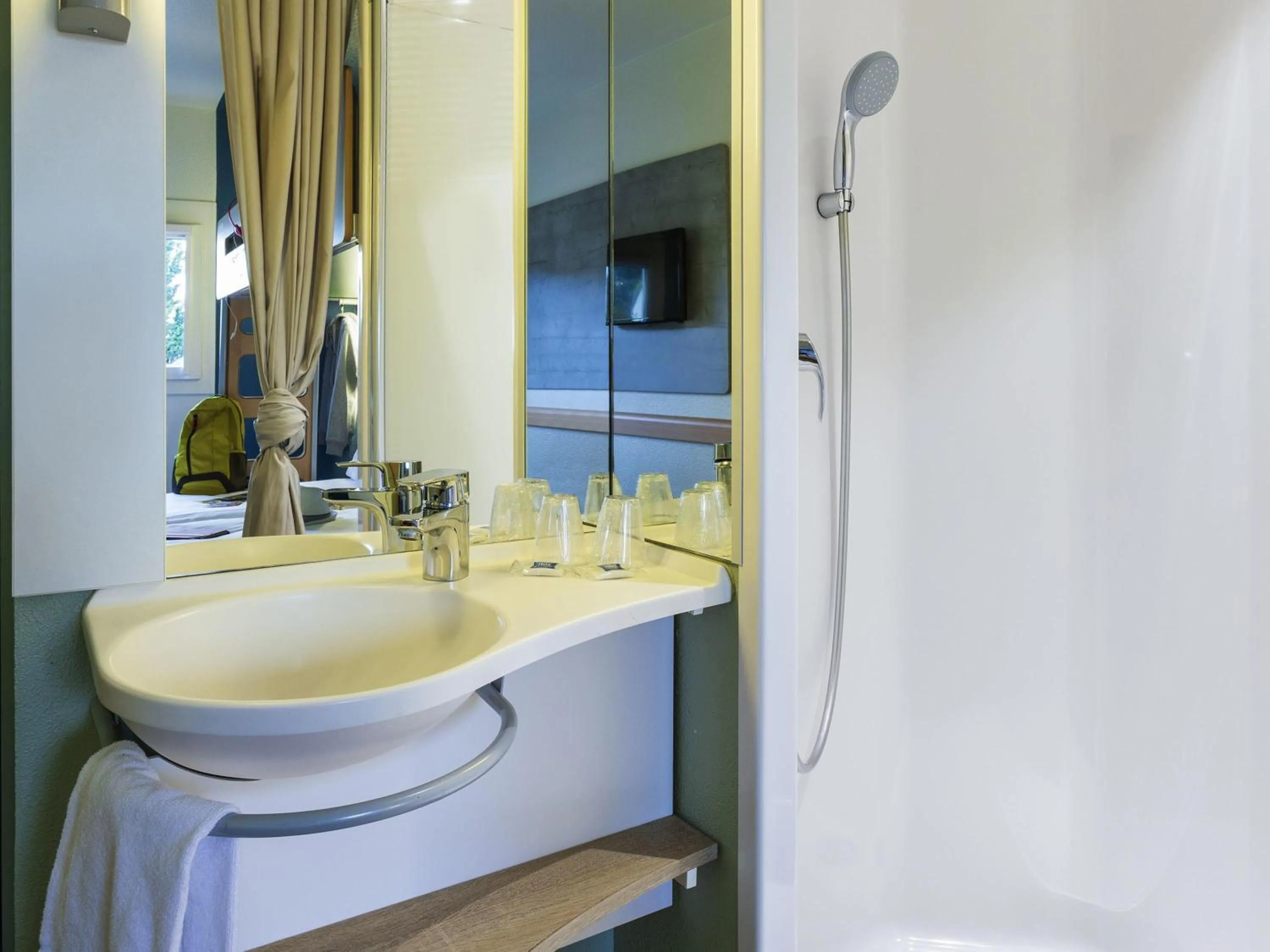 Bedroom in ibis budget Berck Sur Mer