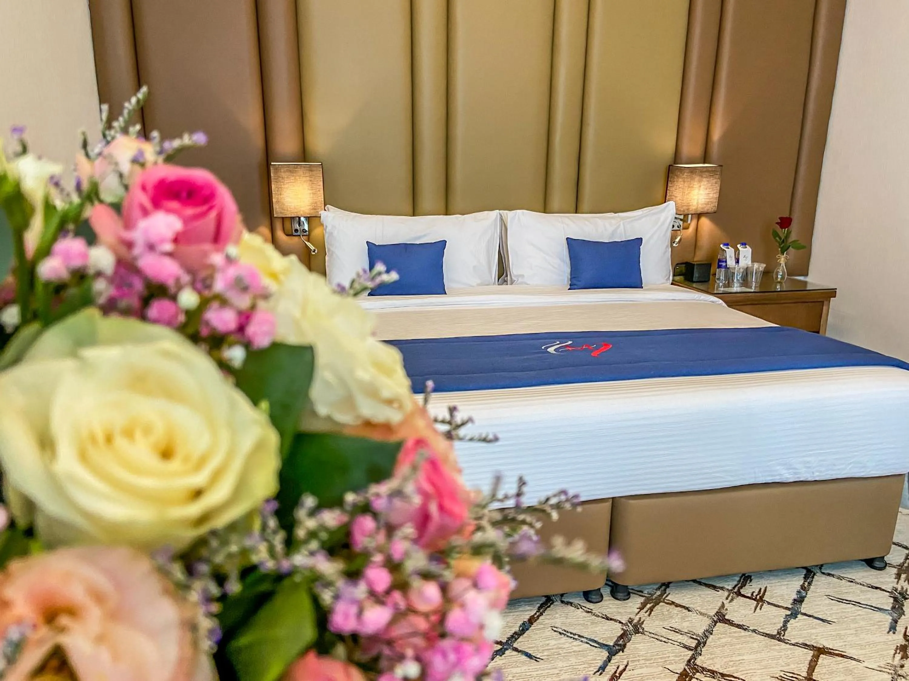 Bedroom, Bed in Mirage Bab Al Bahr Hotel