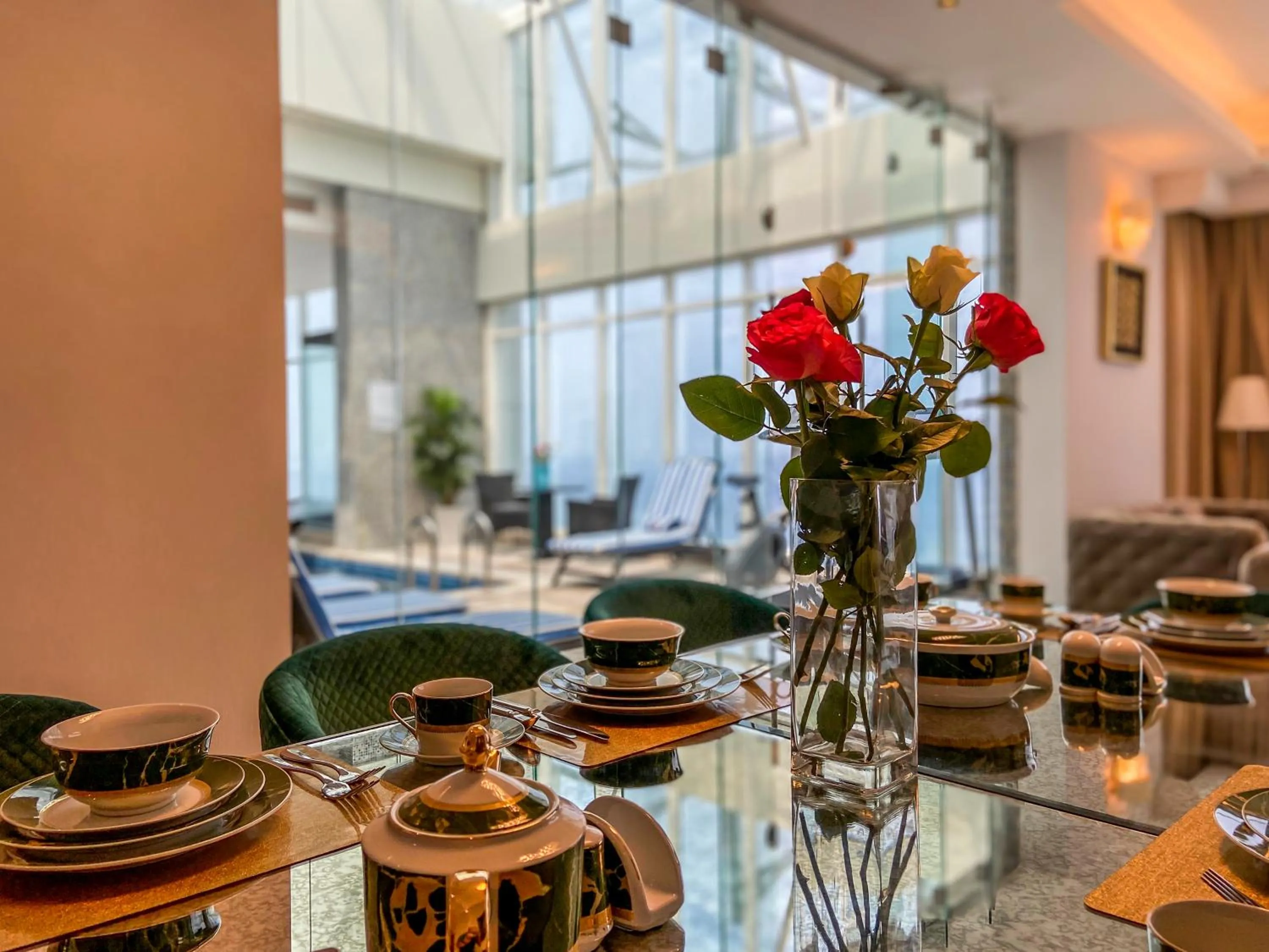 Dining area in Mirage Bab Al Bahr Hotel