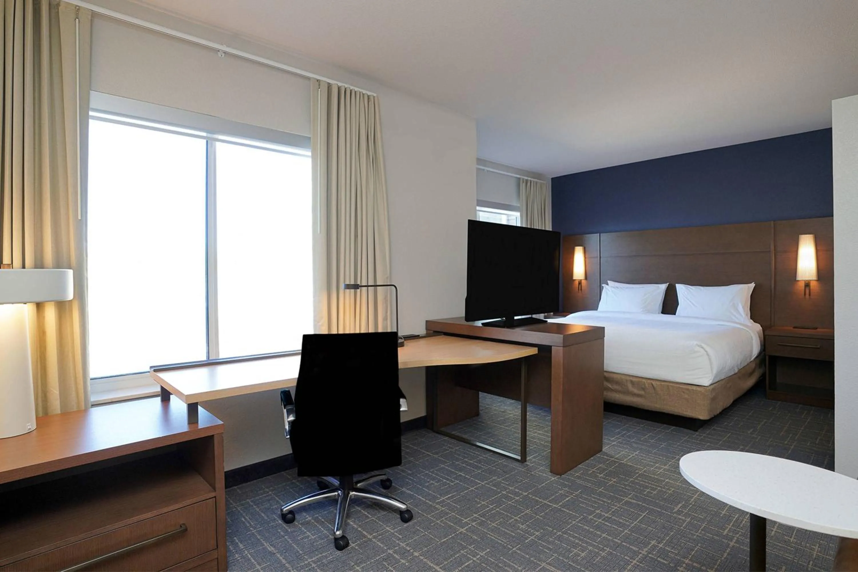 Photo of the whole room, Bed in Residence Inn by Marriott Colorado Springs First & Main