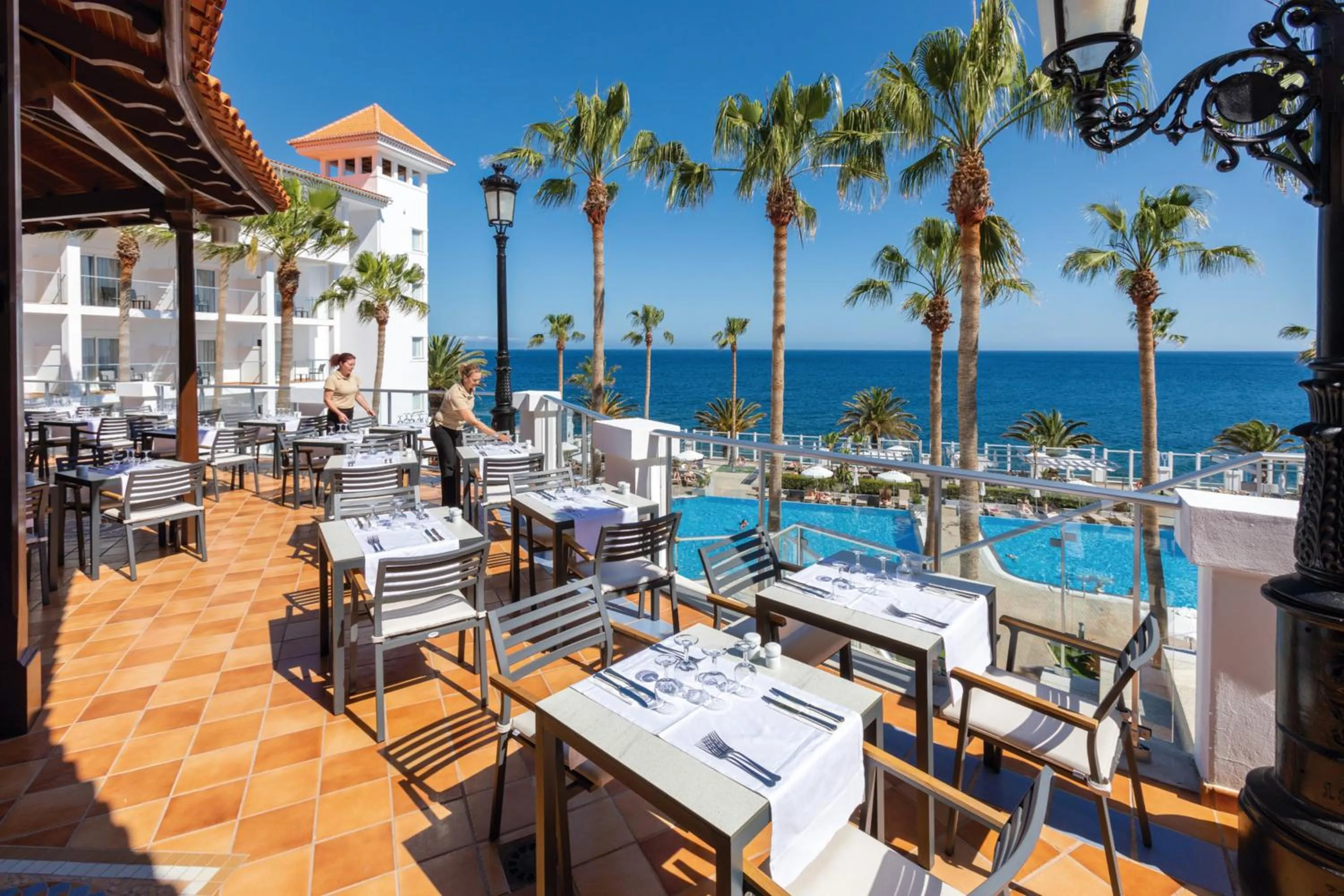 Restaurant/places to eat in Hotel Riu Madeira - All Inclusive