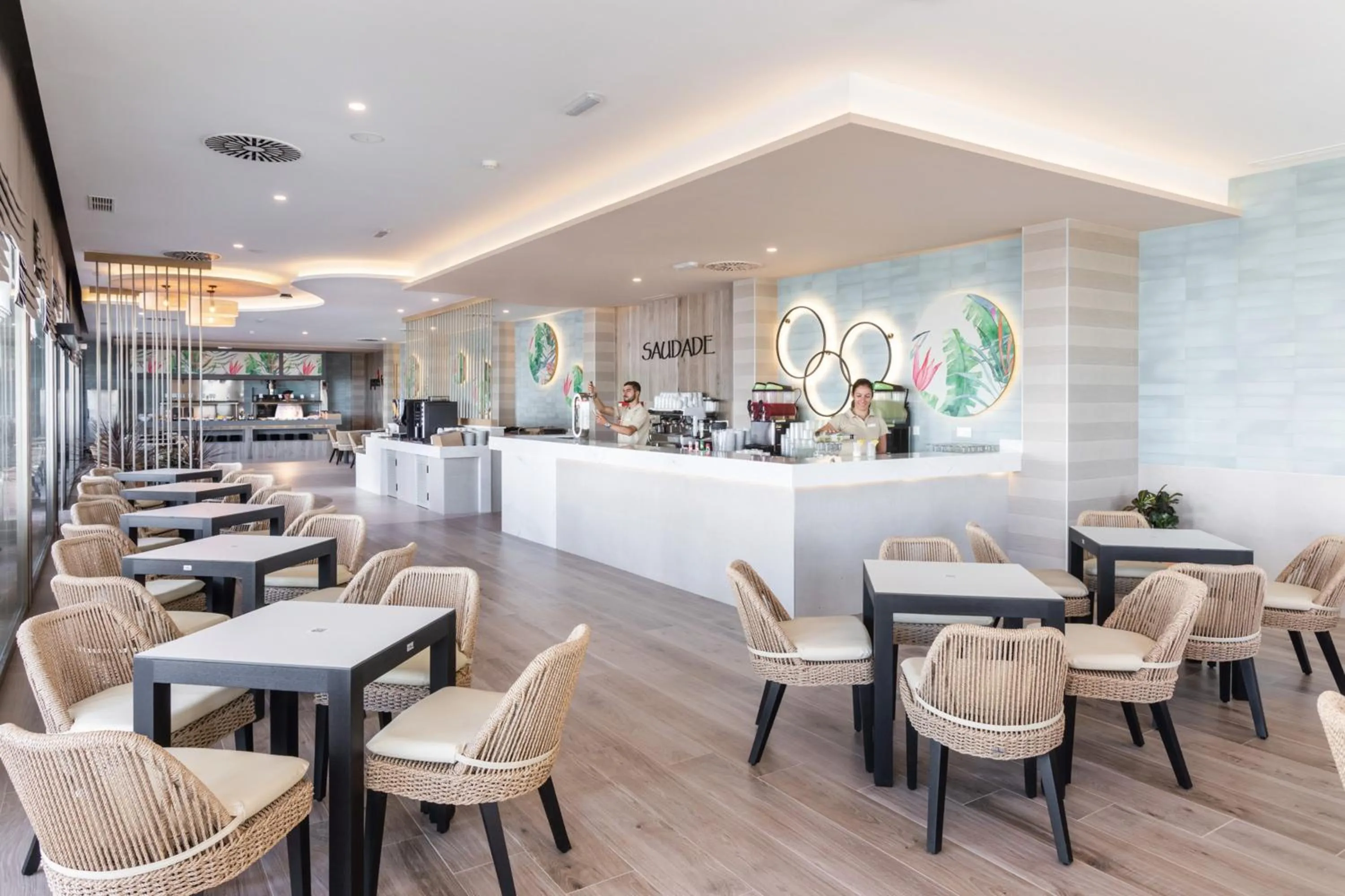 Lounge or bar in Hotel Riu Madeira - All Inclusive