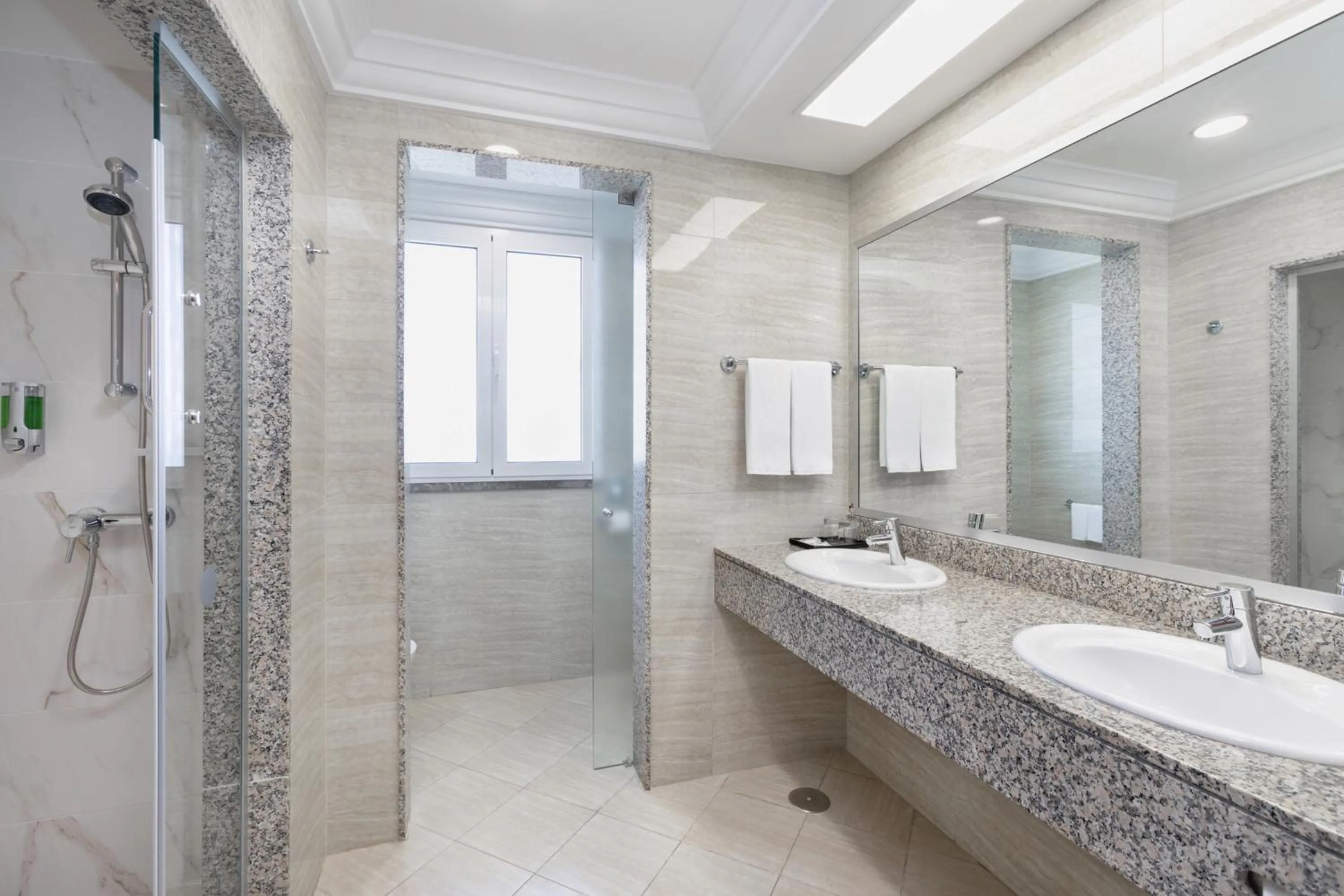 Shower in Hotel Riu Madeira - All Inclusive