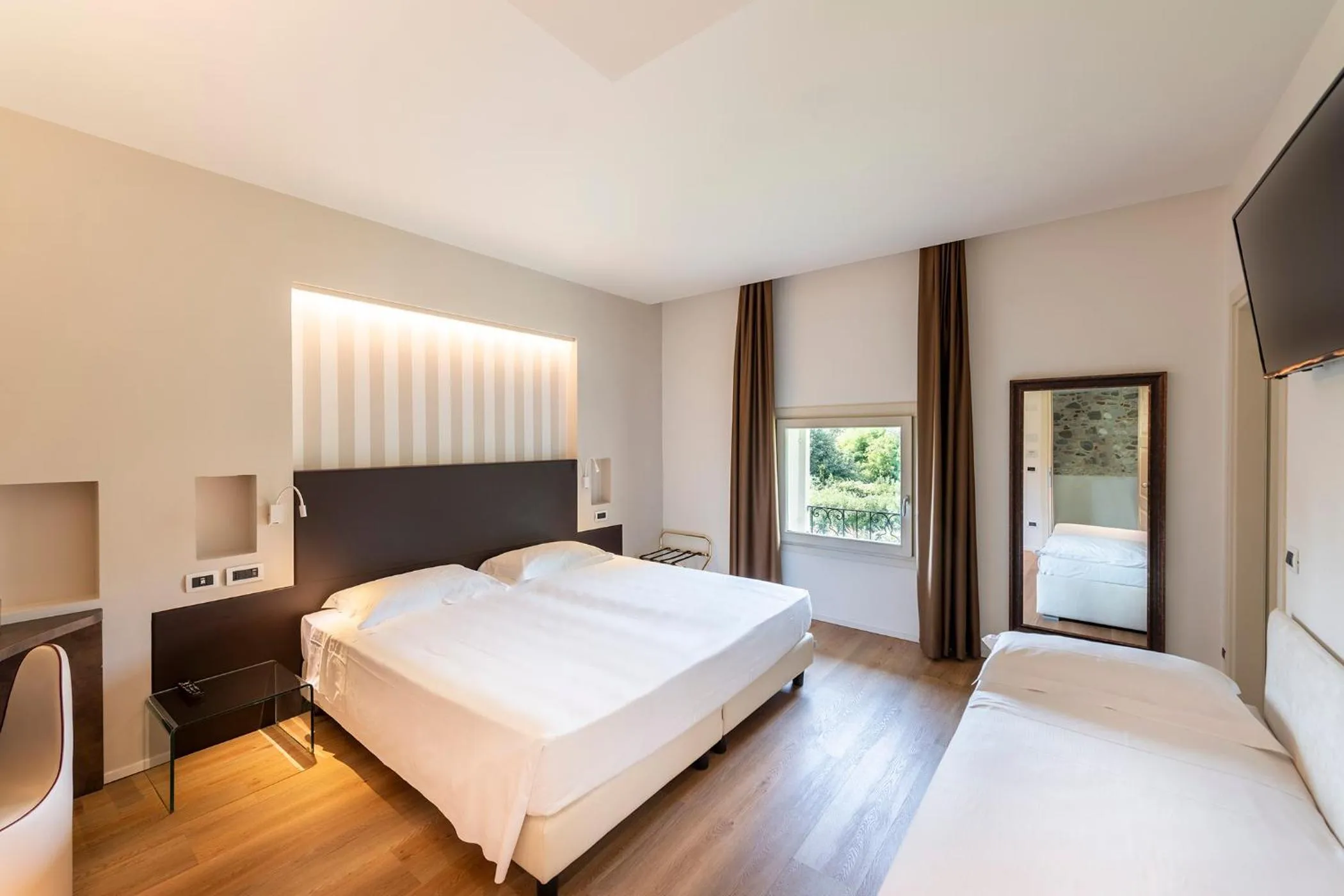 Bed in Hotel Villa I Pini