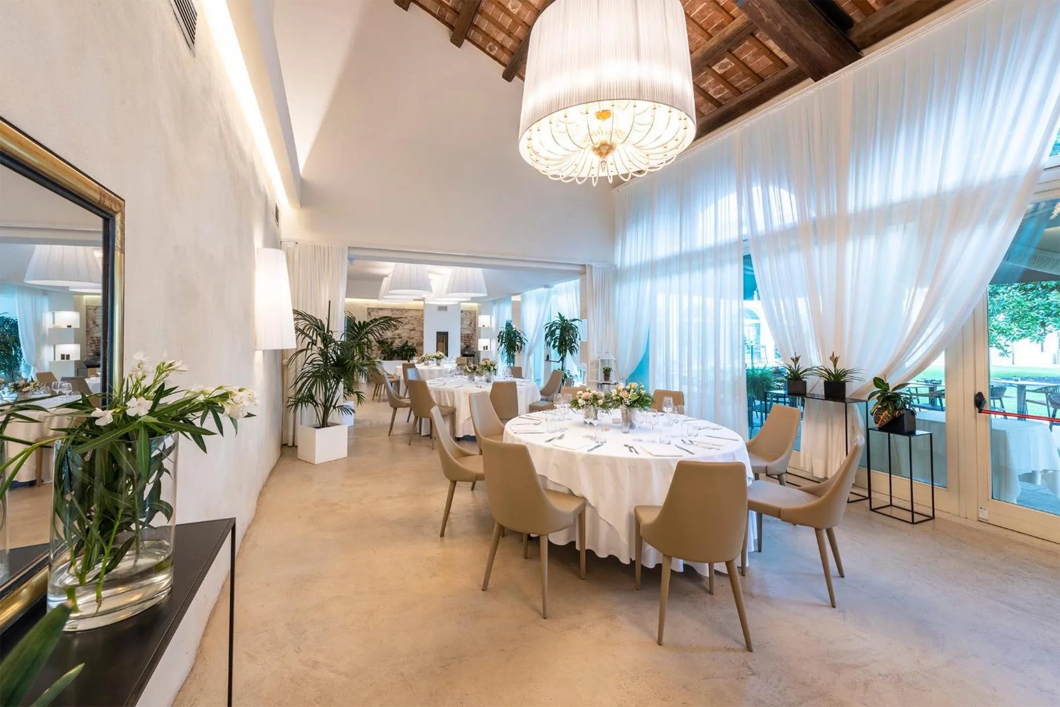 Dining area in Hotel Villa I Pini