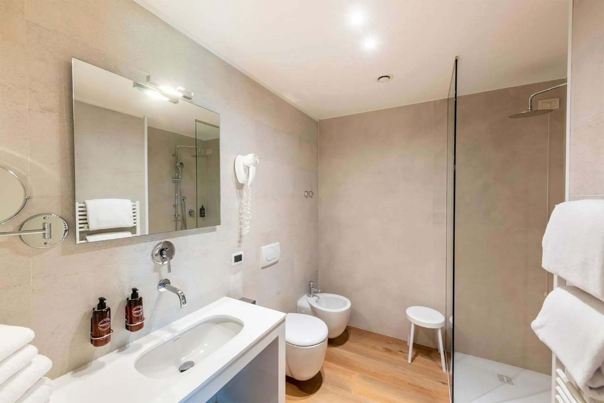 Bathroom in Hotel Villa I Pini