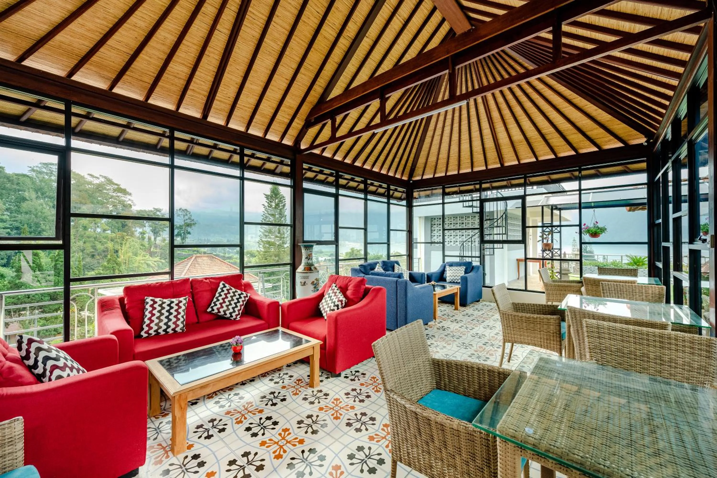 Lounge or bar in Dedanau Hotel