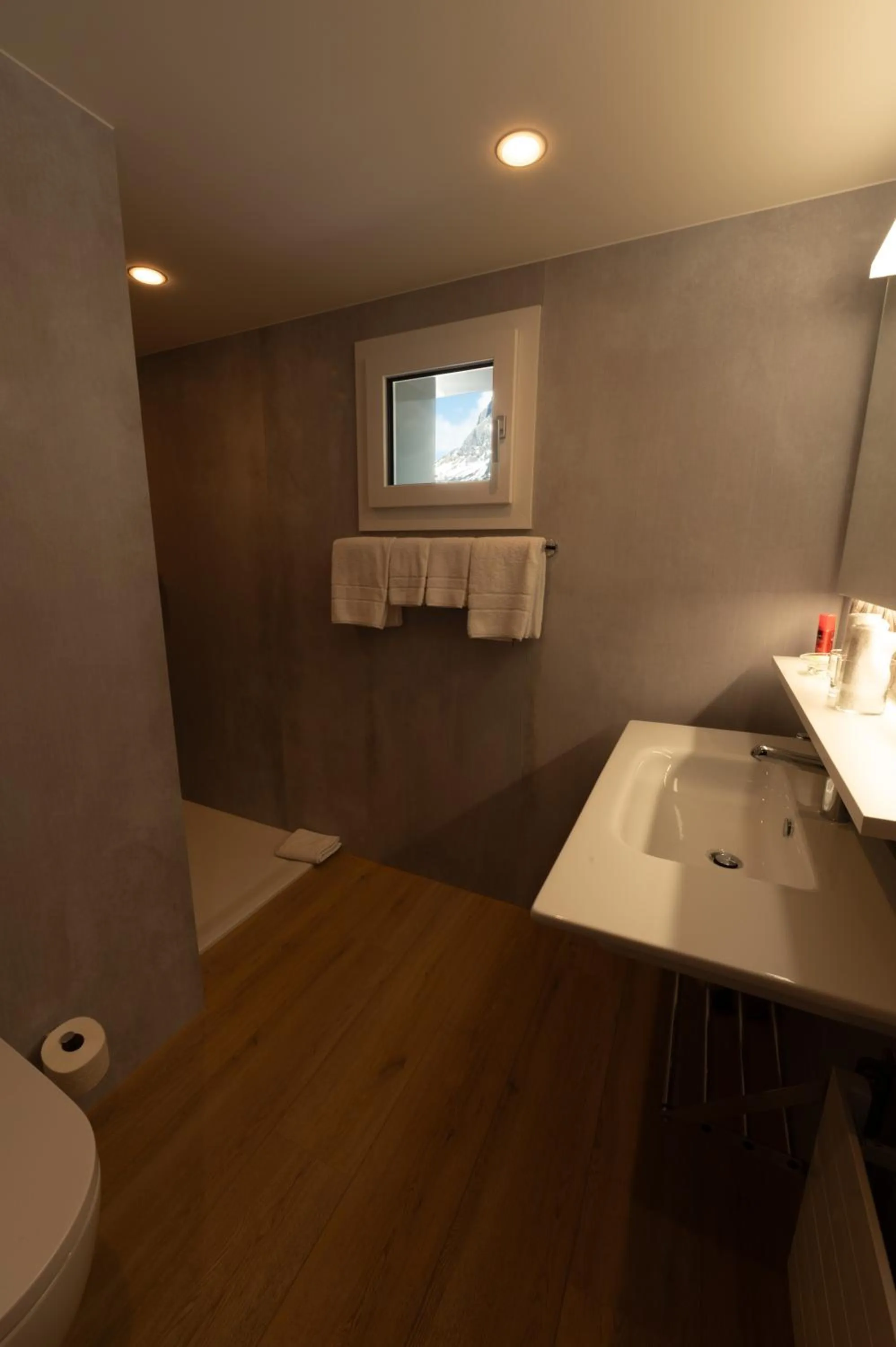 Bathroom in Hotel Hirschen - Grindelwald