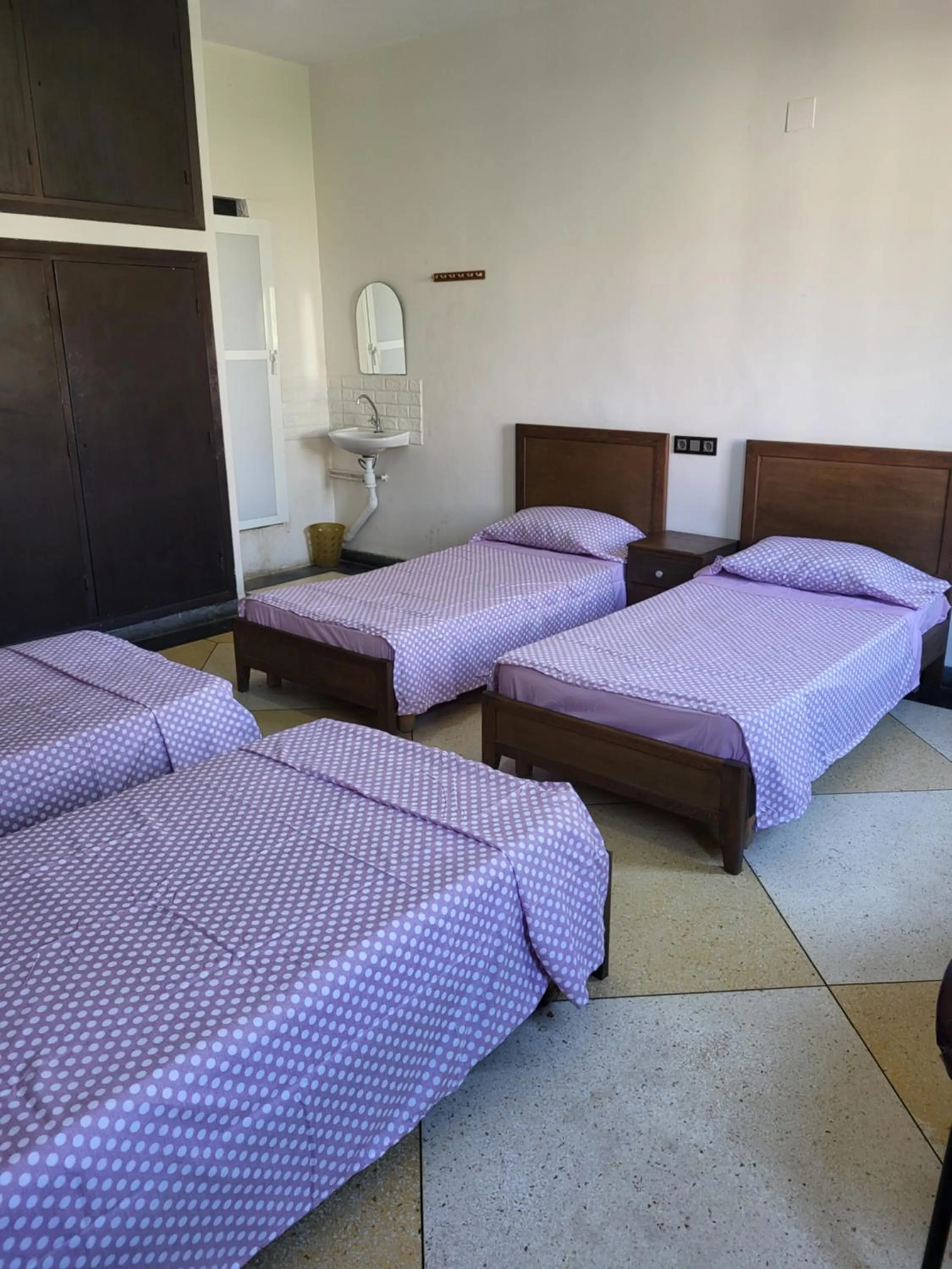 Bed in Hotel El Maghreb Al Kabir