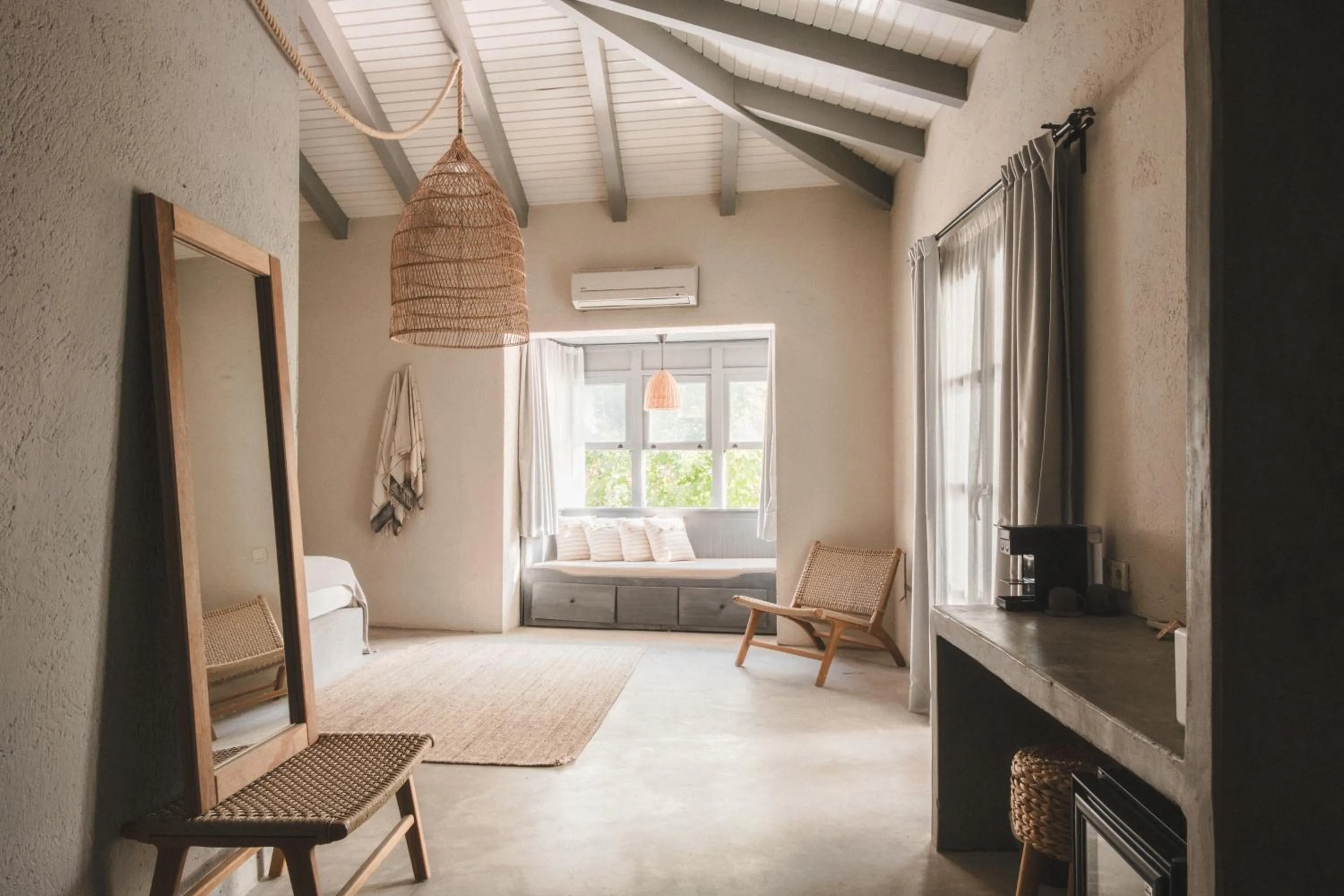 Photo of the whole room, Bed in GAIA Alaçatı Bazaar