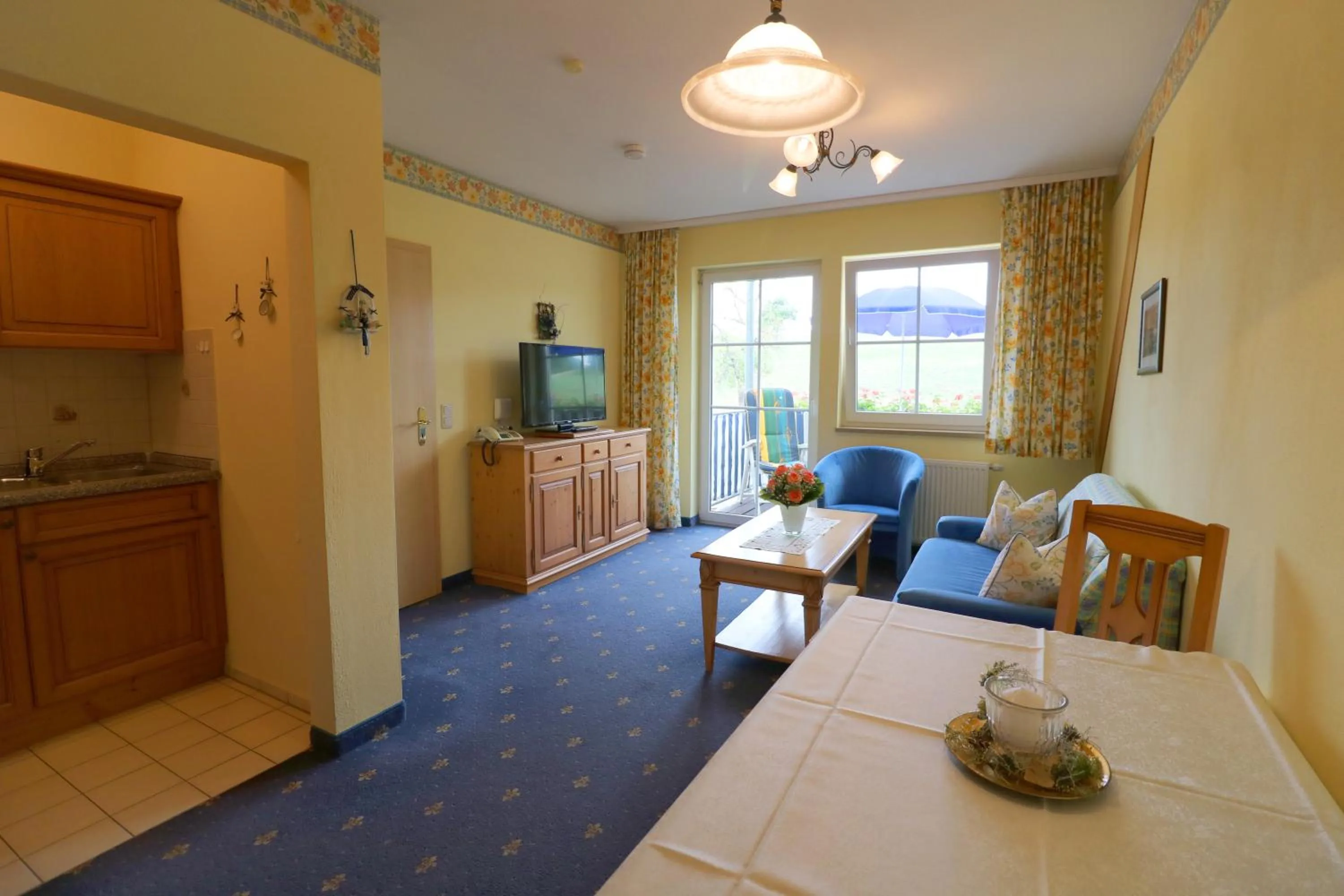 Dining area in Ferienwohnung Zur Hopfenkönigin