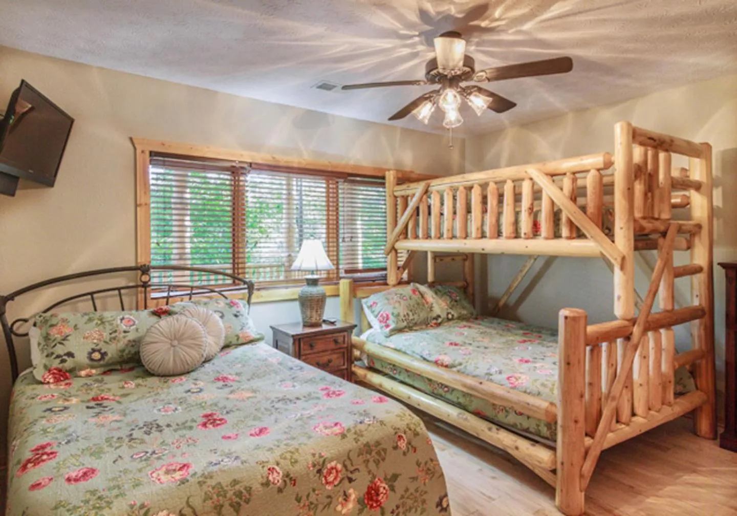 Bedroom, Bed in Big Bear Ridge Lodge - Breathtaking mountain views and private forest scenes in amazing large log cabin