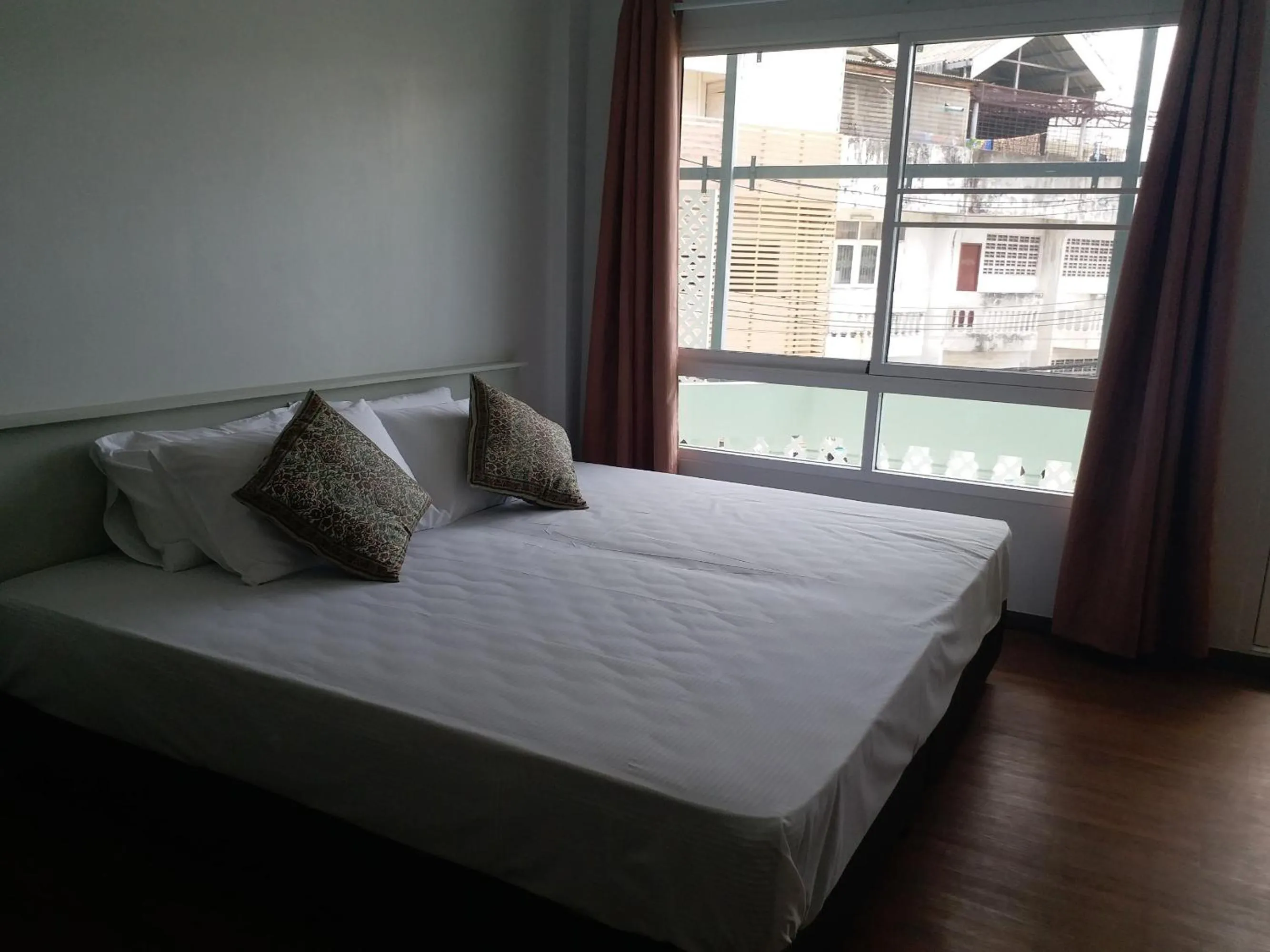 Bed in DD Garden Apartment 2