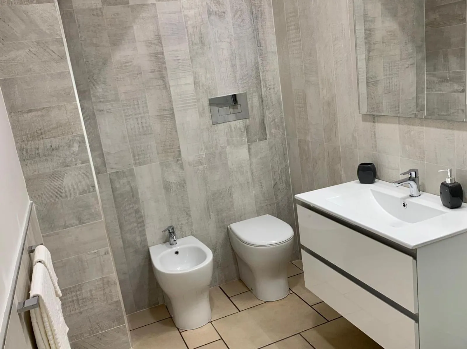 Torre dei Mori Boutique Rooms B&B