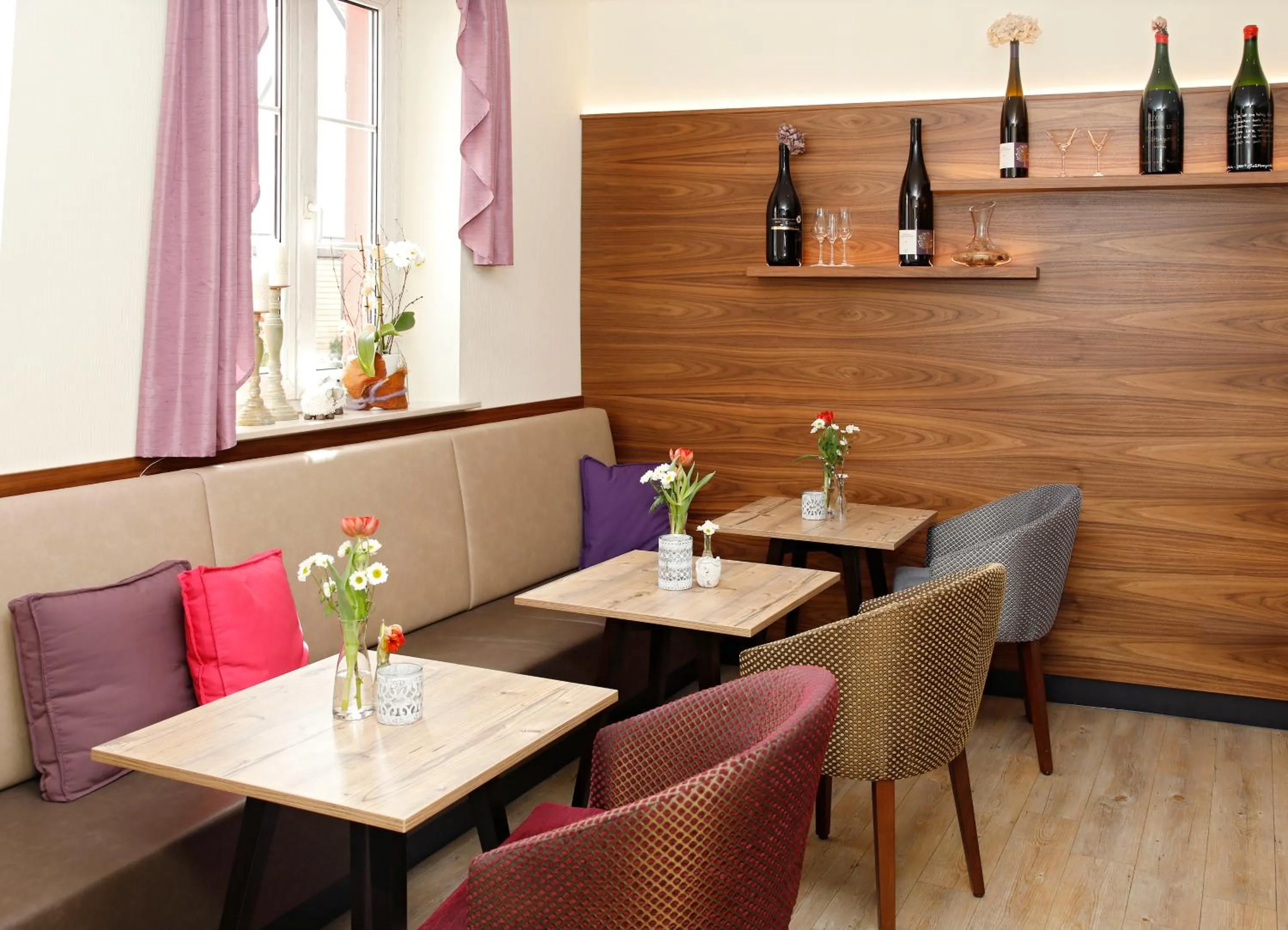 Restaurant/places to eat in Garni-Hotel Goldenes Lamm