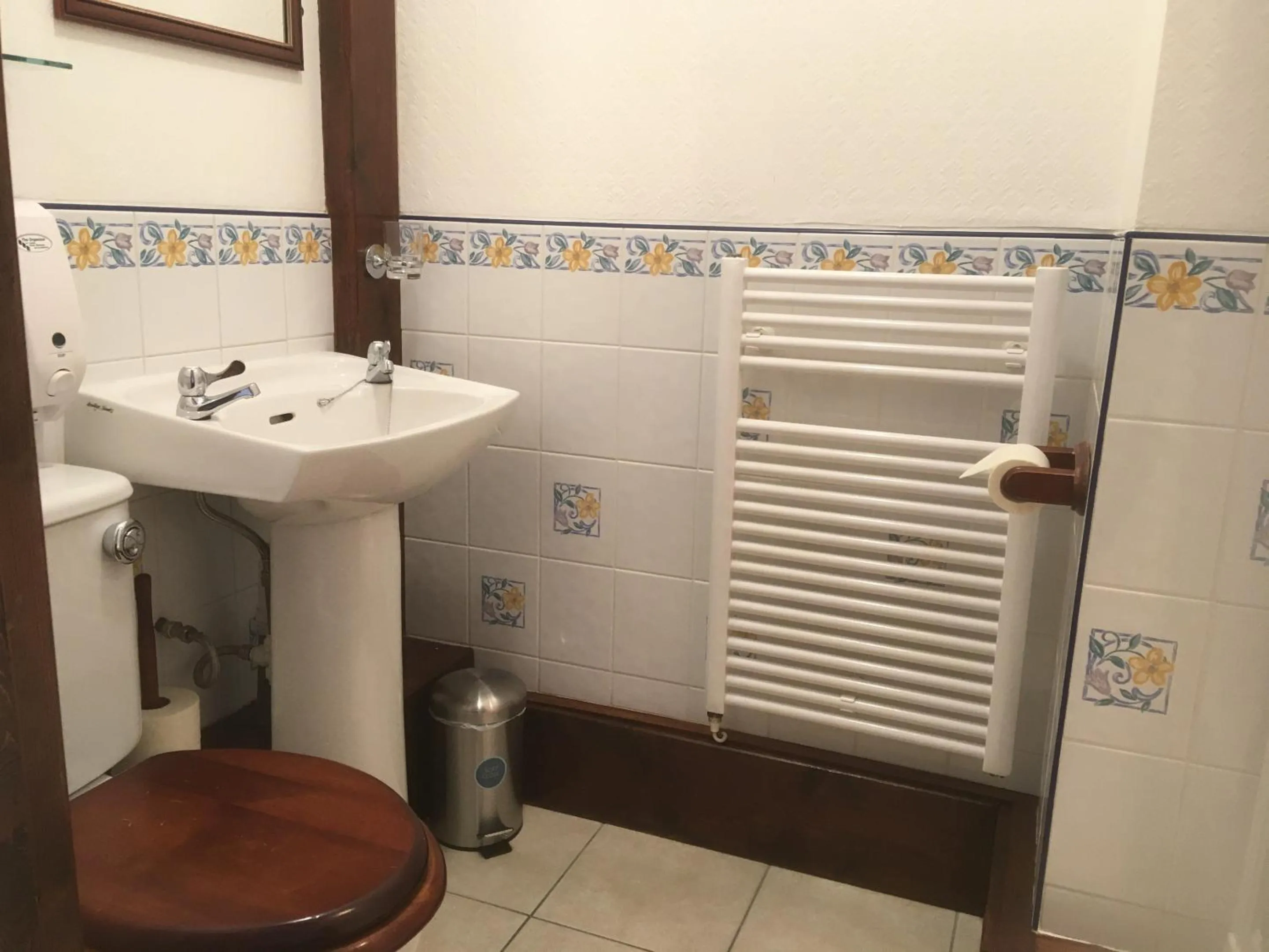 Bathroom in Grove House Guest House