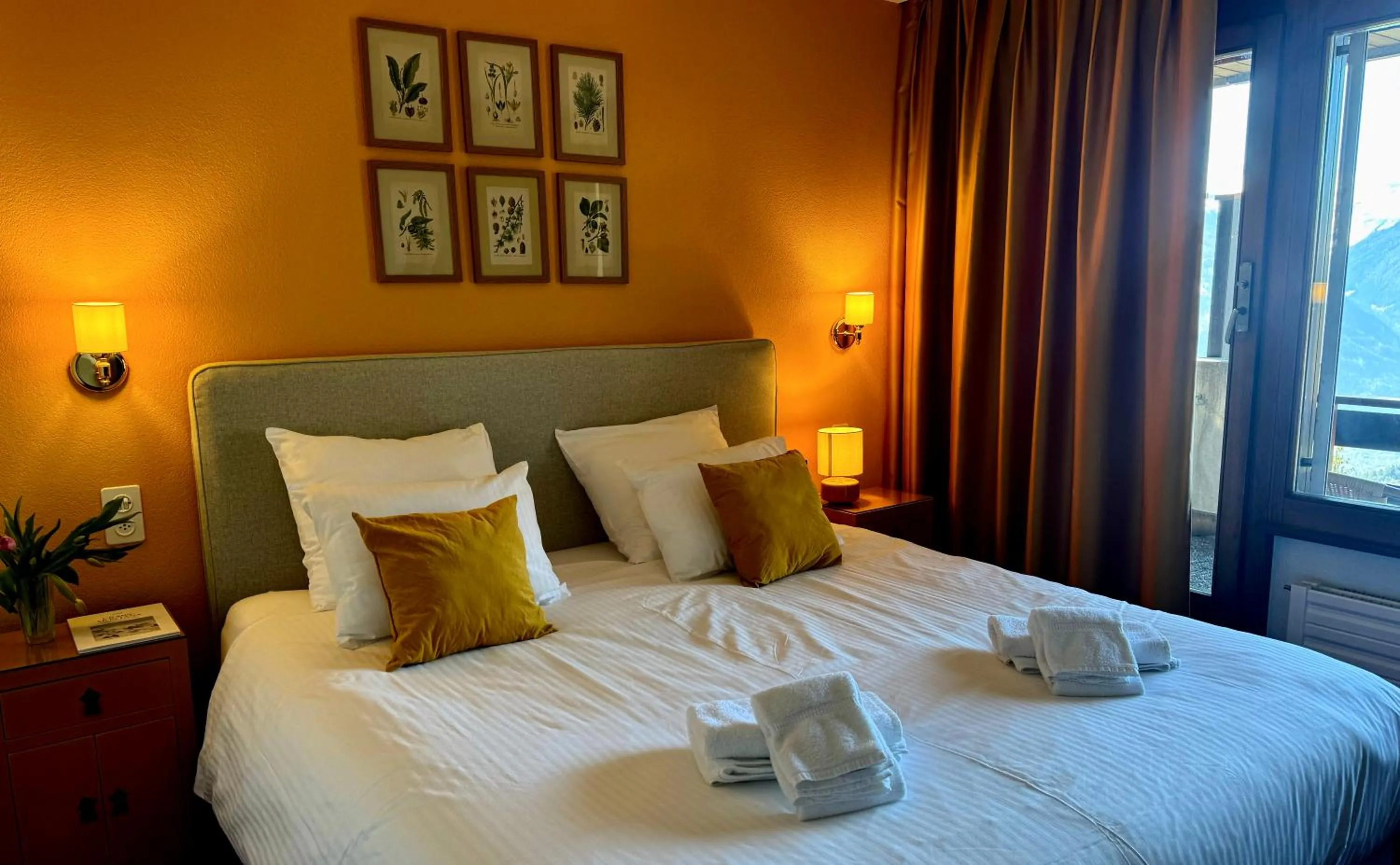 Bedroom, Bed in Hôtel de la Forêt