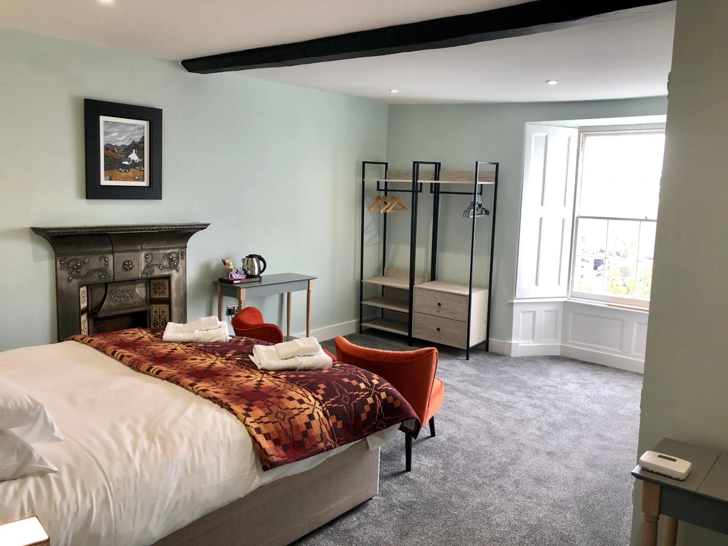 Bed in Mount Street House