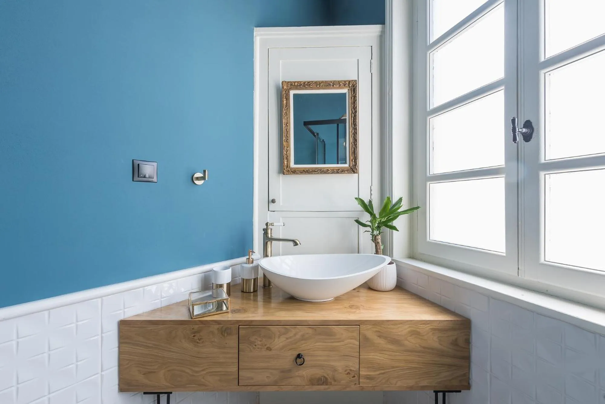 Bathroom in Moon And Stars Athens