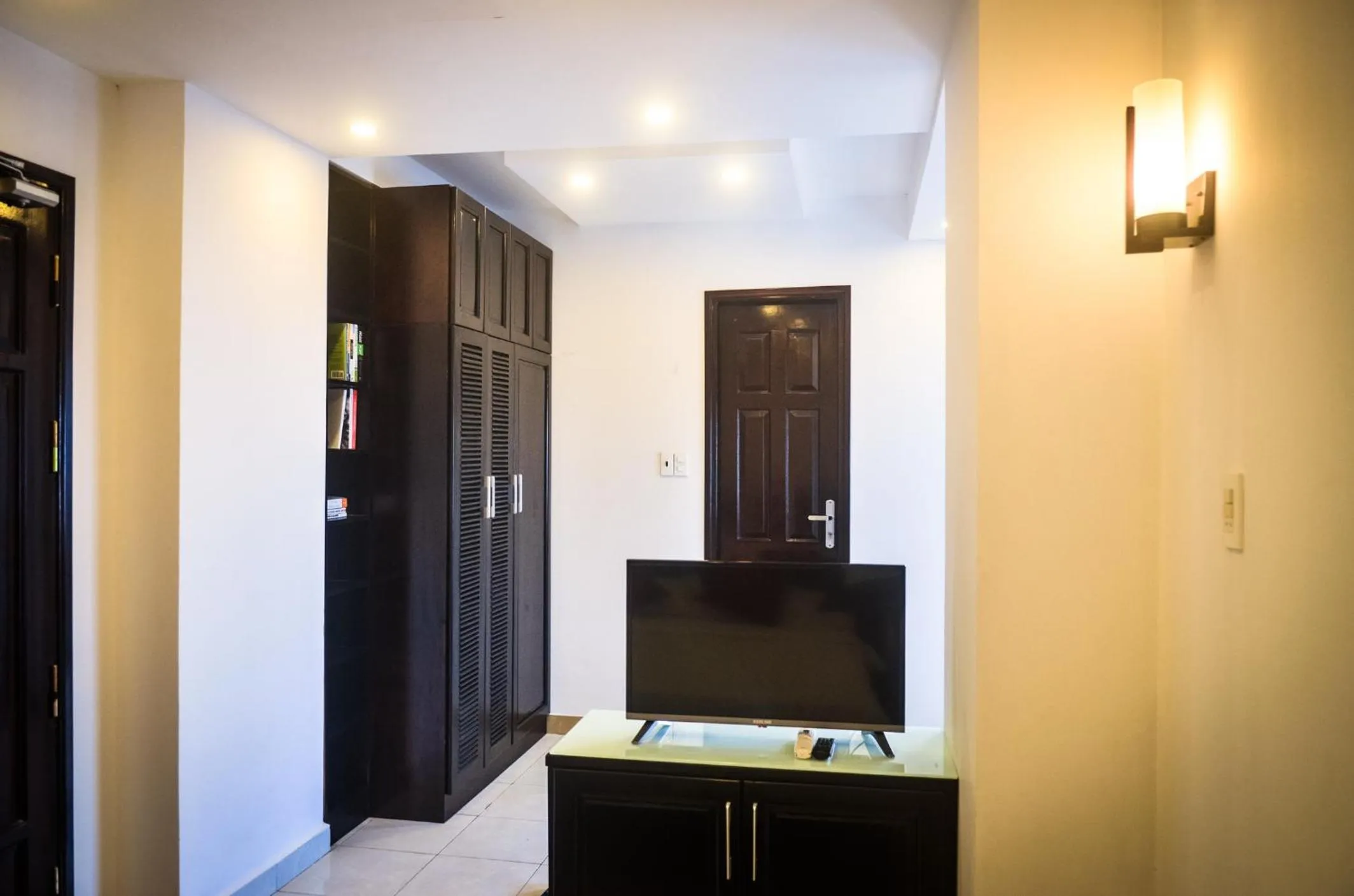 TV and multimedia, TV/Entertainment Center in Thanh Binh Hotel
