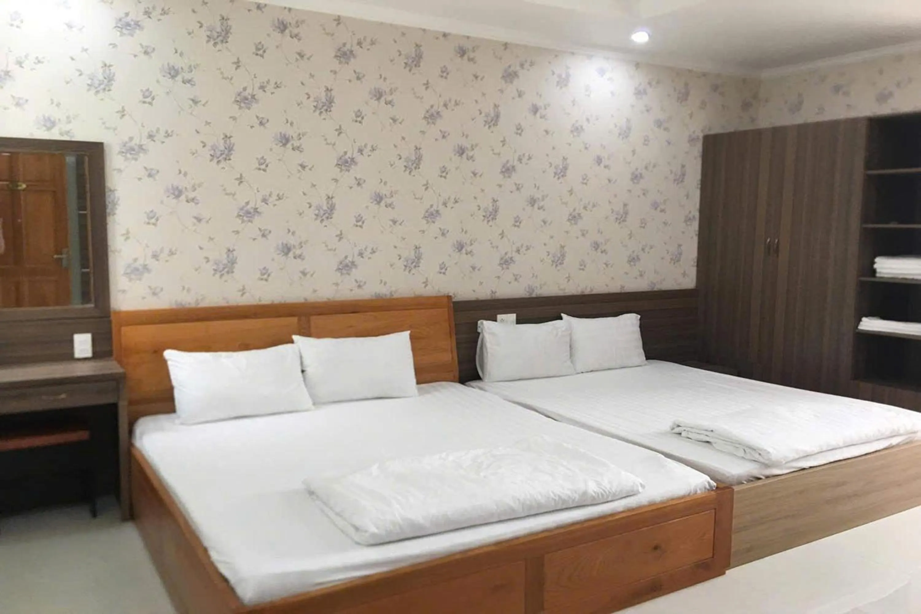 Bed in Nhat Thu Hotel & Apartment