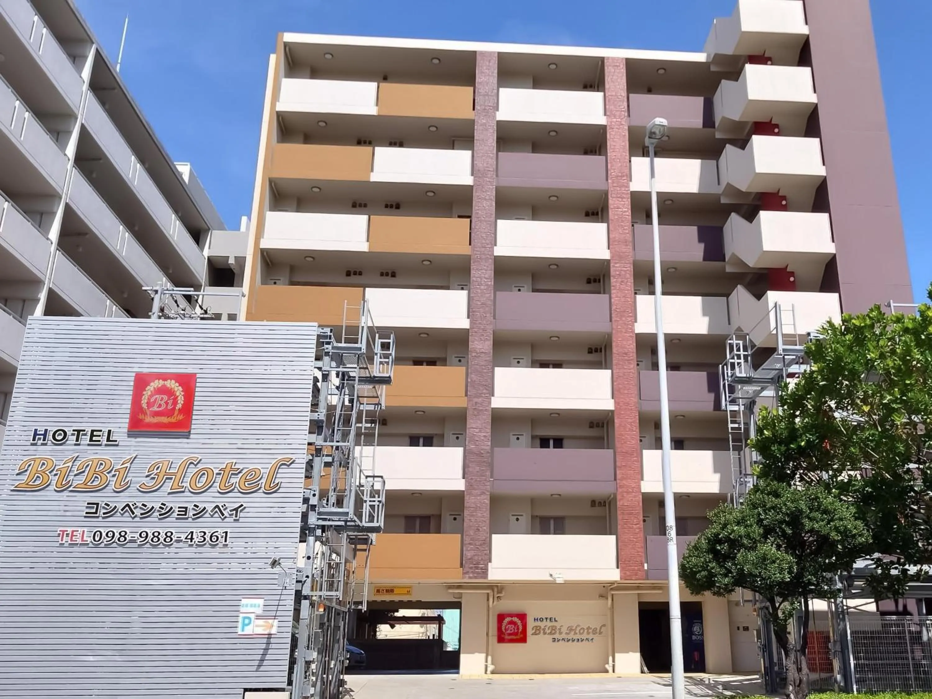 Property building in BiBi Hotel コンベンションベイ